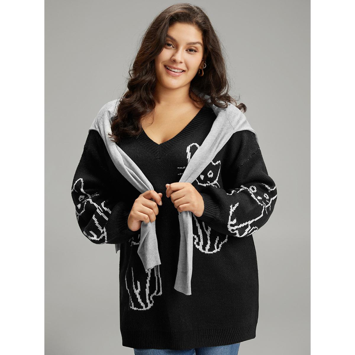 Plus Size Supersoft Essentials Cat Print V Neck Pullover Black Women Casual Long Sleeve V-neck Dailywear Pullovers BloomChic 26/4X Product Image
