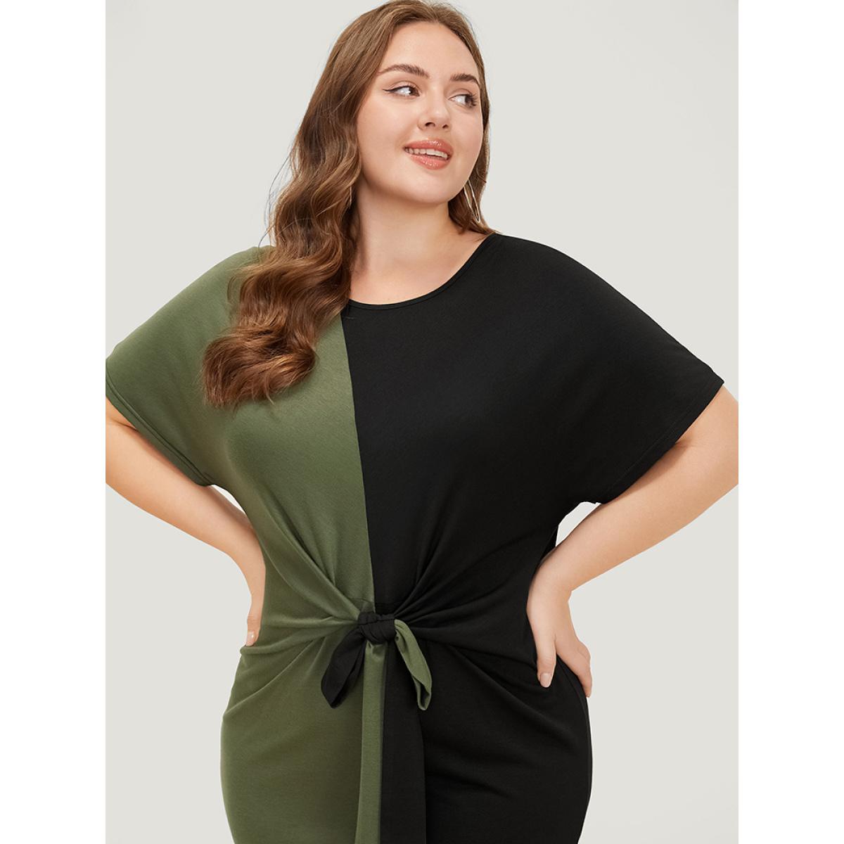 Plus Size Two Tone Batwing Sleeve Knot Front Dress ArmyGreen Women Casual Contrast Round Neck Short sleeve Curvy Knee Dress BloomChic 30/6X Product Image