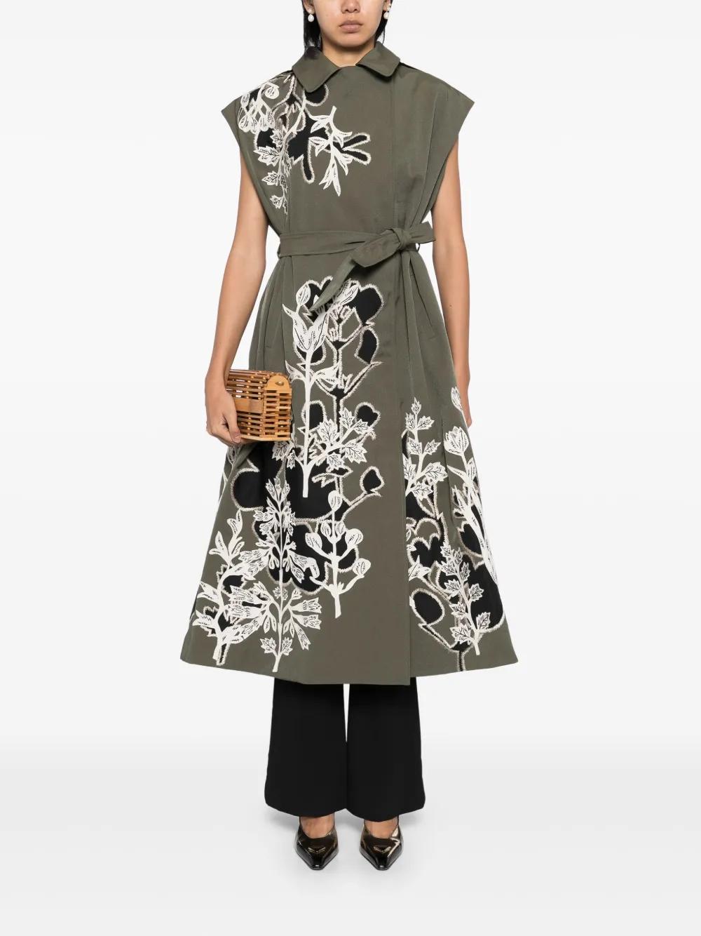 sleeveless day dress Product Image