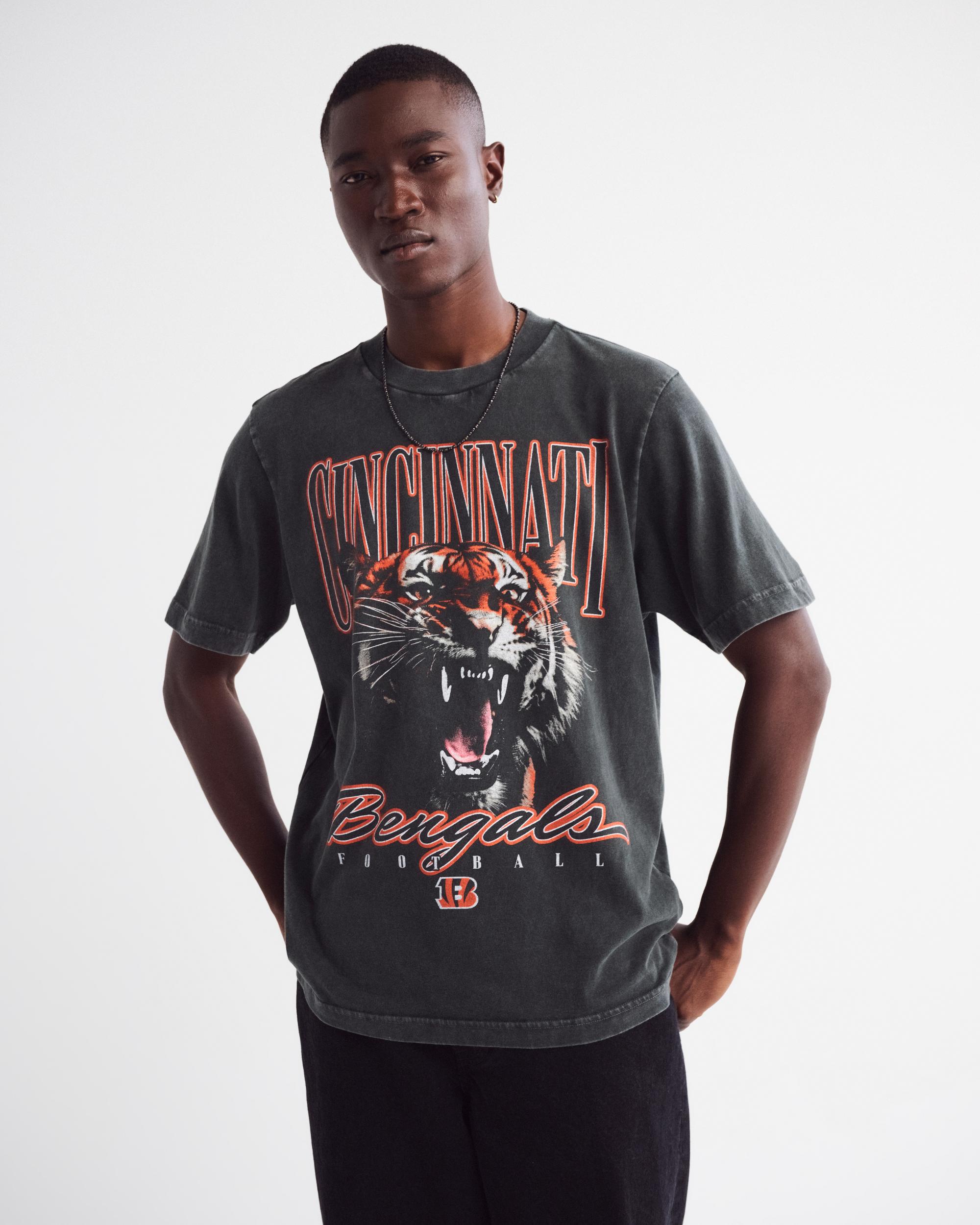 Cincinnati Bengals Vintage-Inspired Graphic Tee Product Image