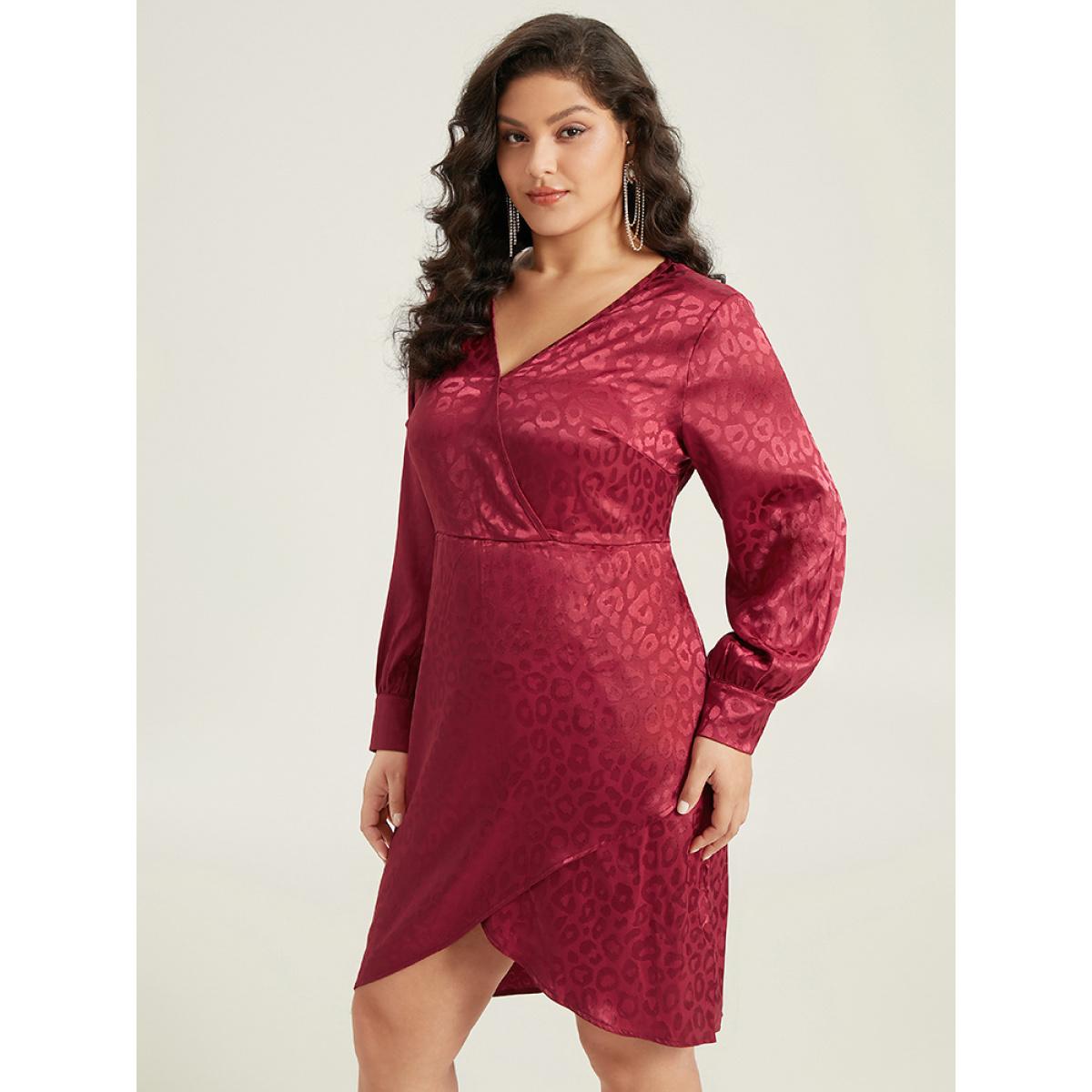 Plus Size Solid V Neck Gathered Wrap Hem Dress Scarlet Women Party Plain V-neck Long Sleeve Curvy Knee Dress BloomChic 18-20/2X Product Image