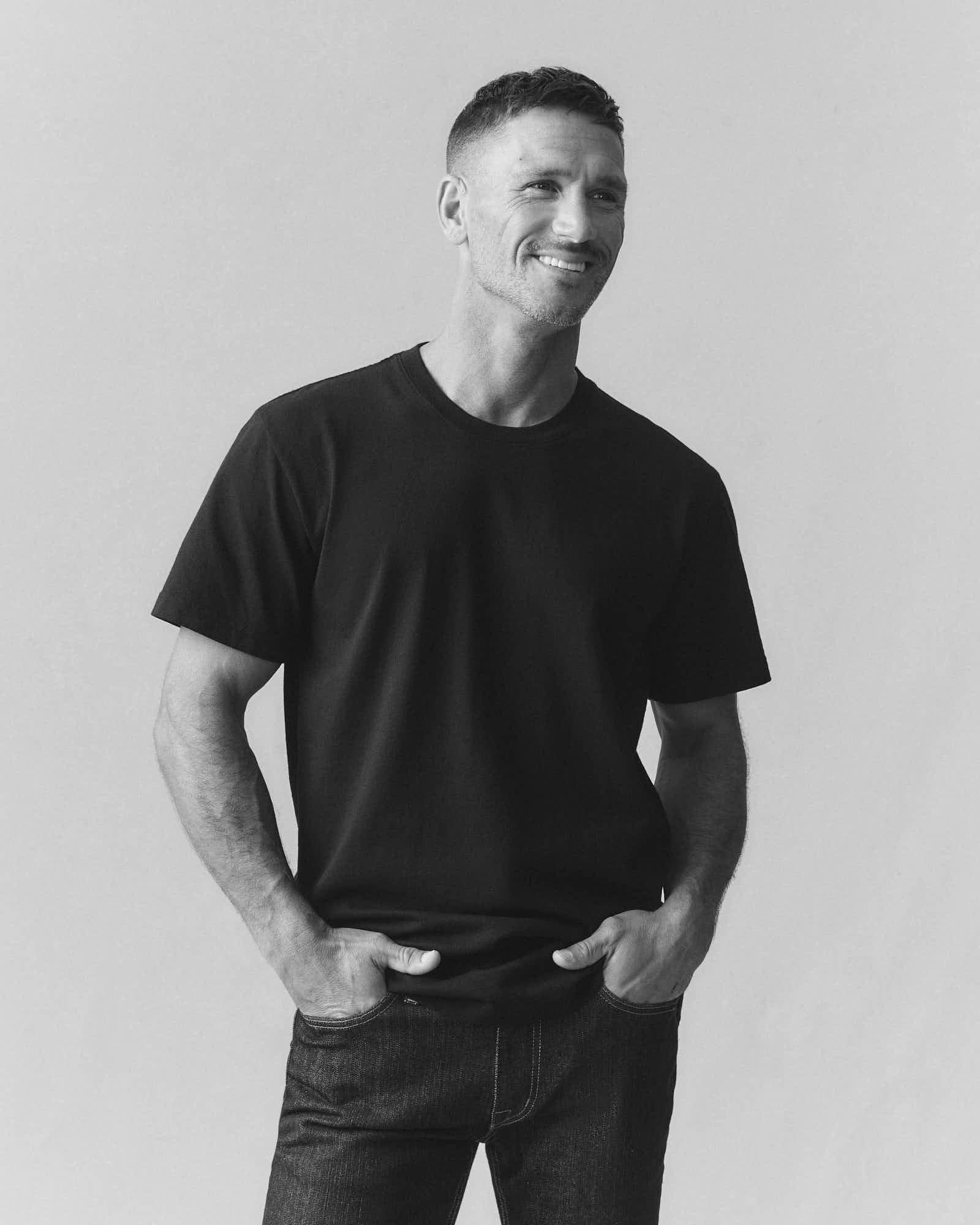 Men's Vintage Crew Tee - Black Product Image