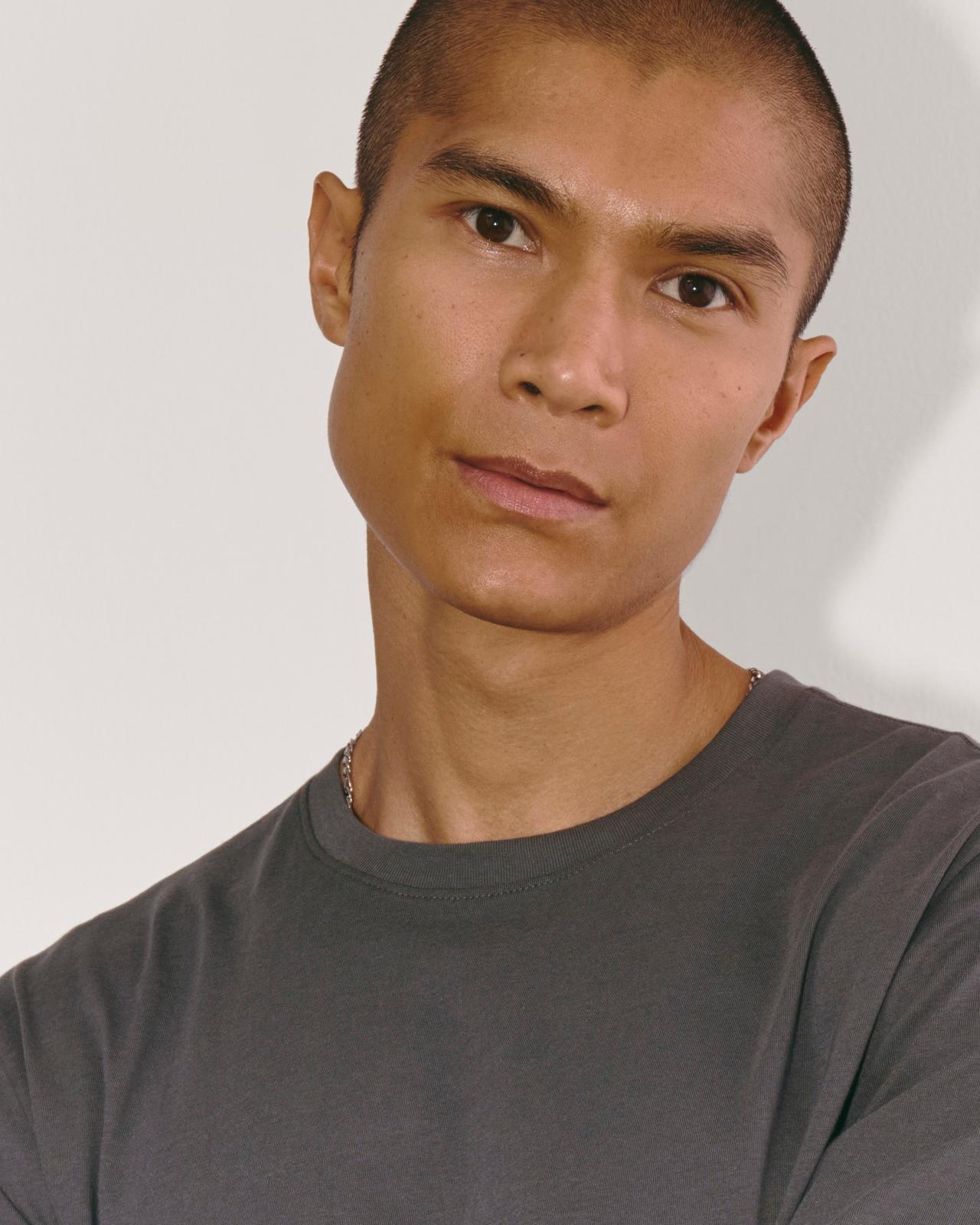 The Essential Organic Long-Sleeve Tee Product Image