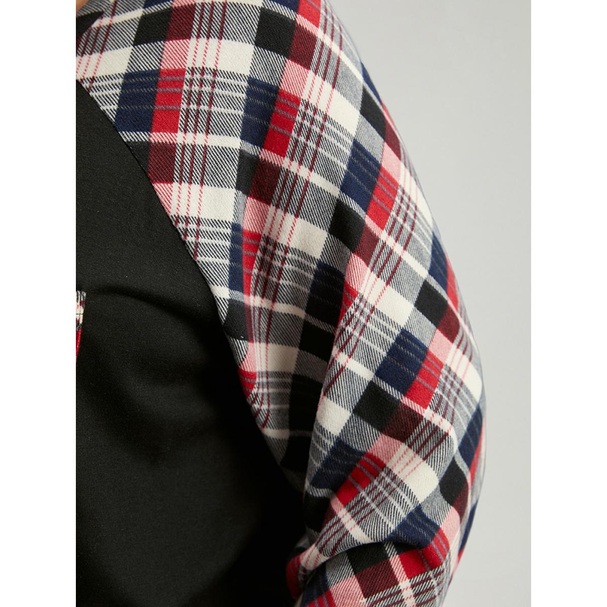 Plus Size Plaid Patched Pocket Raglan Sleeve T-shirt Black Women Casual Contrast Plaid Round Neck Festival-Christmas T-shirts BloomChic 28/5X Product Image