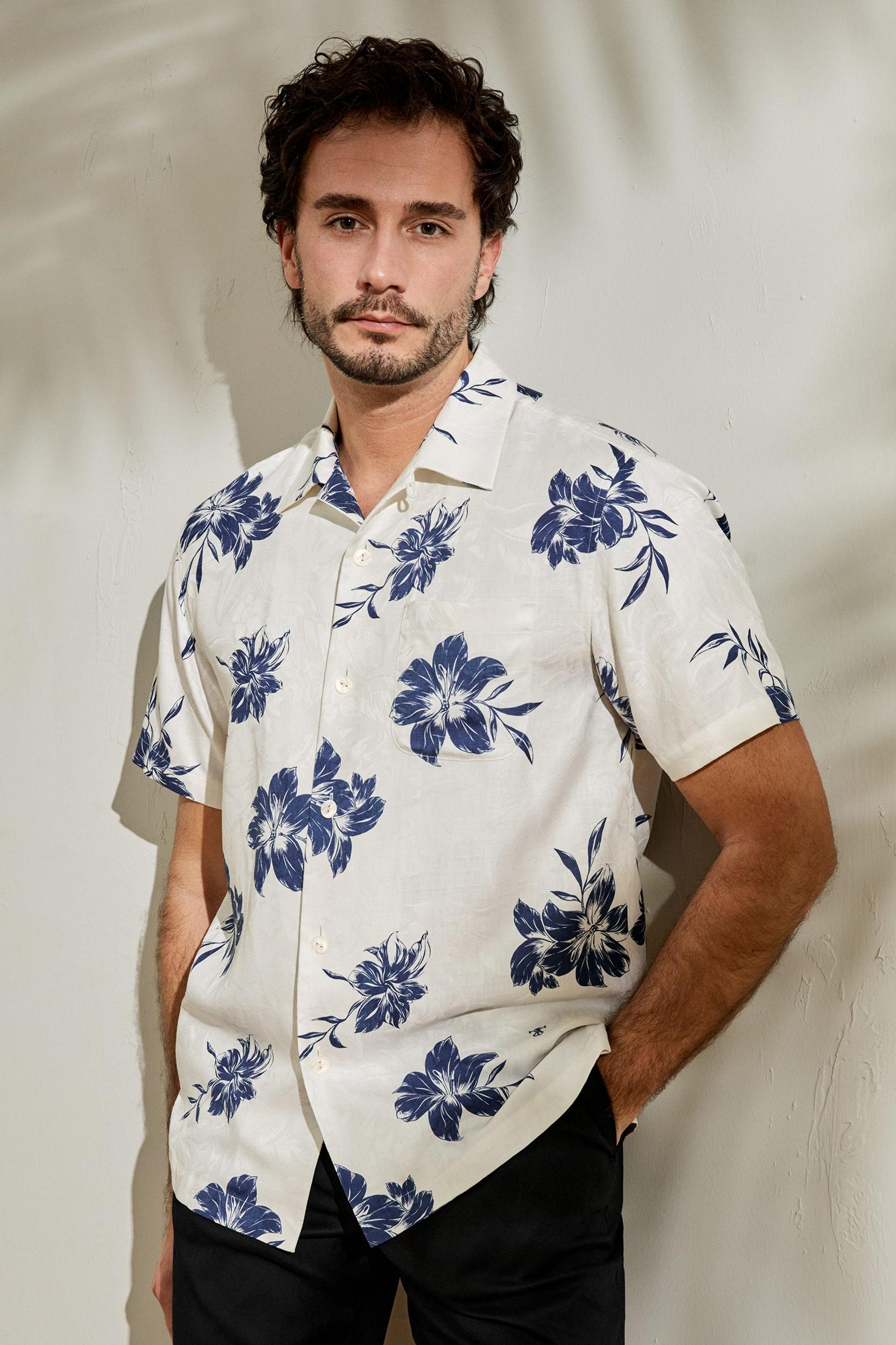 Hawaiian Cruise Lily Shirt Product Image