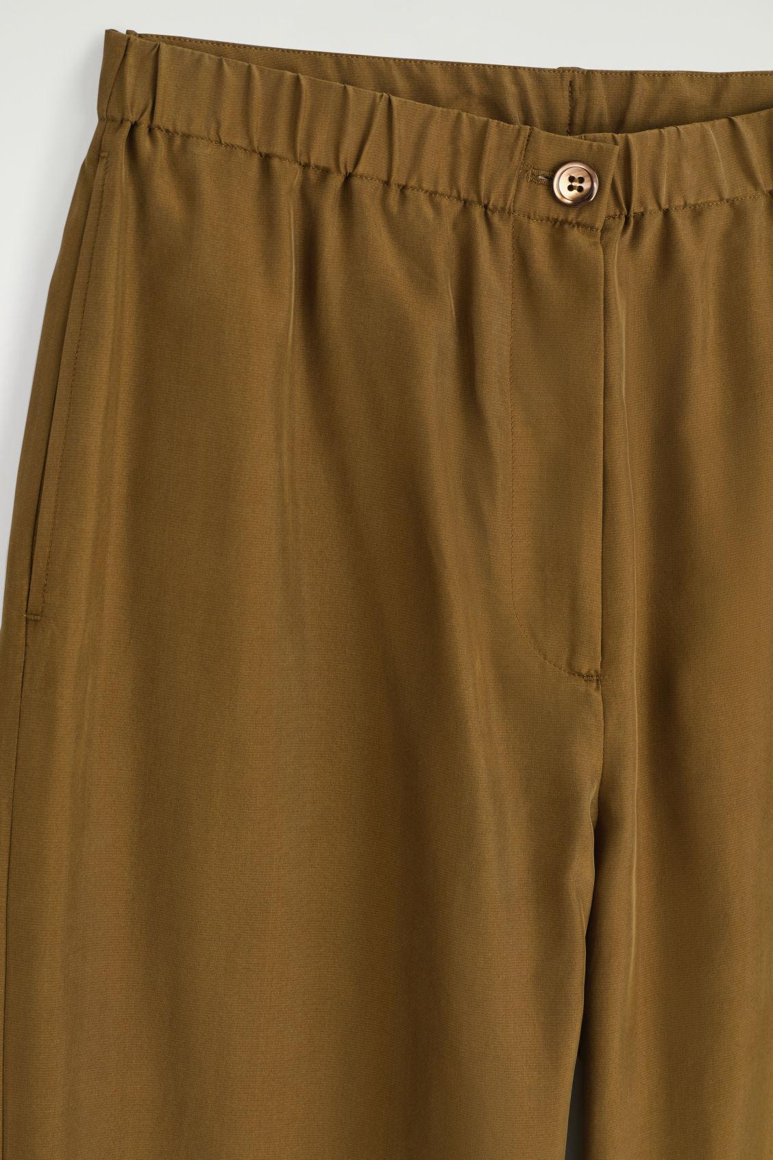 RELAXED SILK PANTS Product Image
