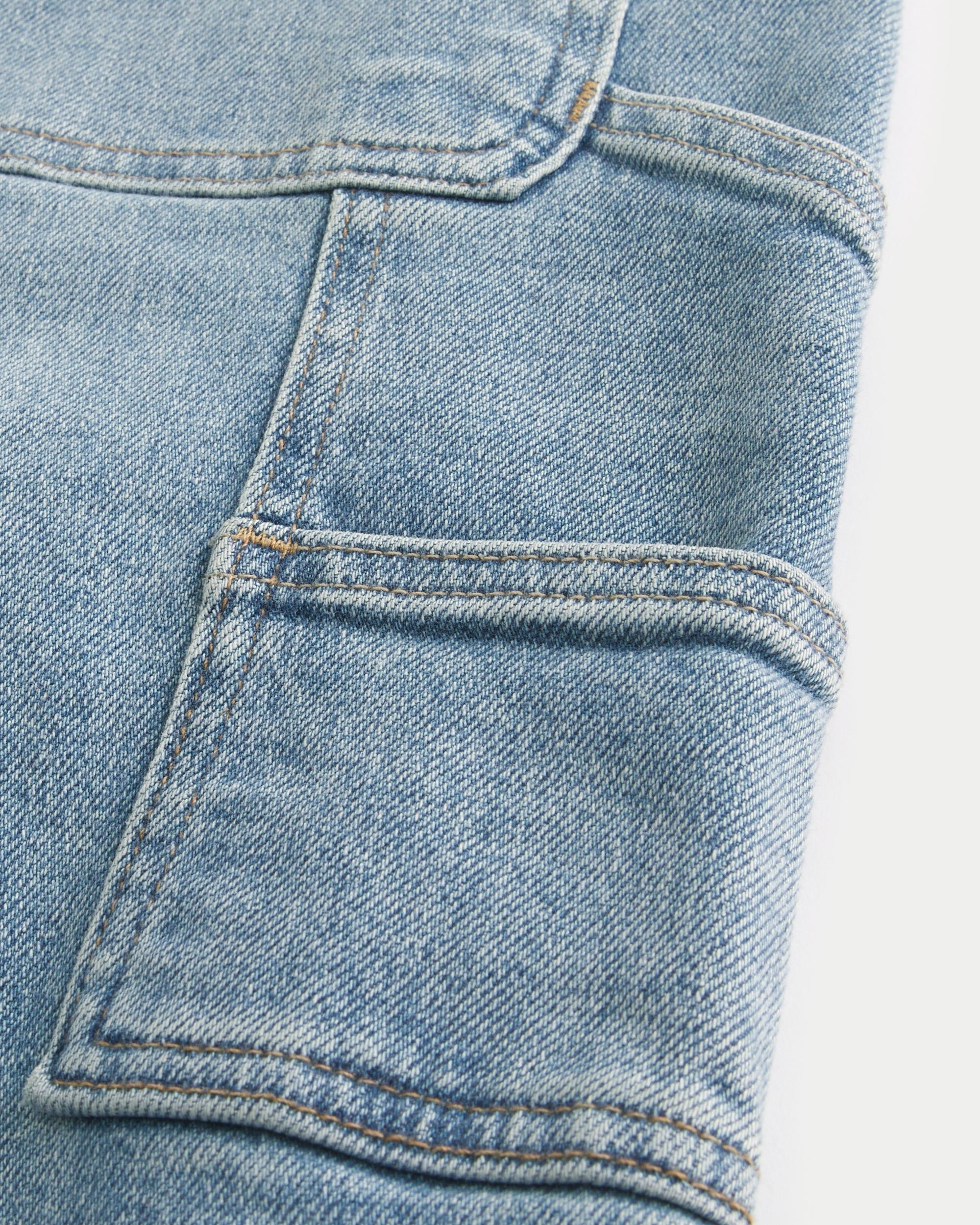 Loose Medium Wash Carpenter Jeans Product Image