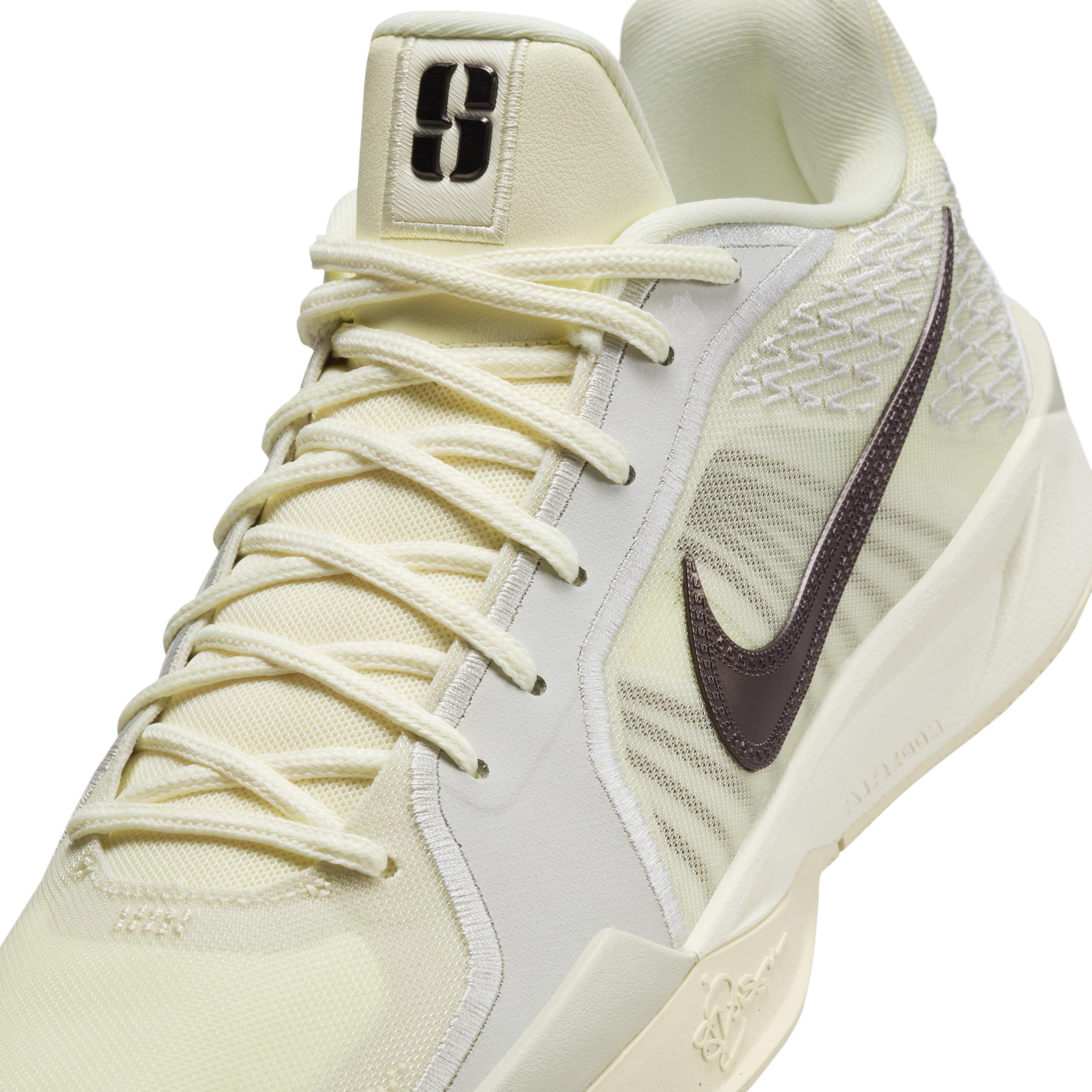 Sabrina 2 Basketball Shoes Product Image
