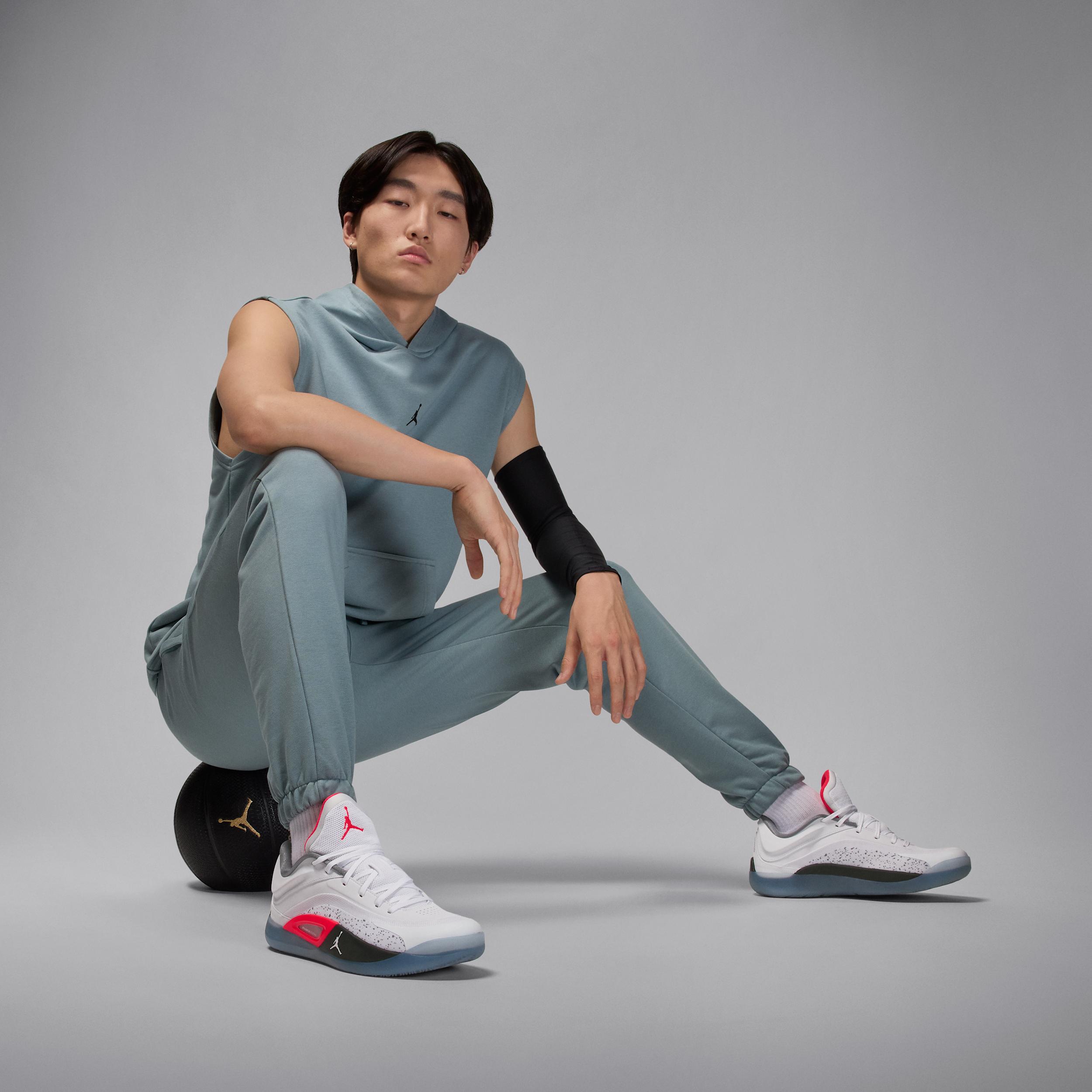 Nike Mens Zion 4 Basketball Shoes | FB1802-103 Product Image