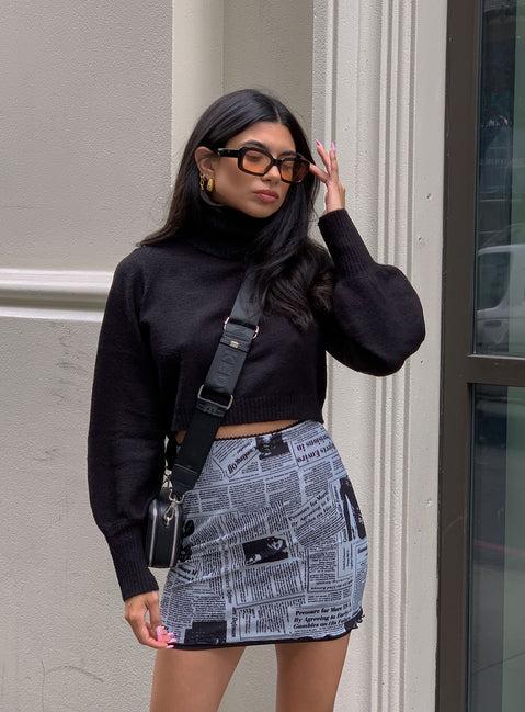 Zahara Cropped Turtleneck Sweater Black Product Image