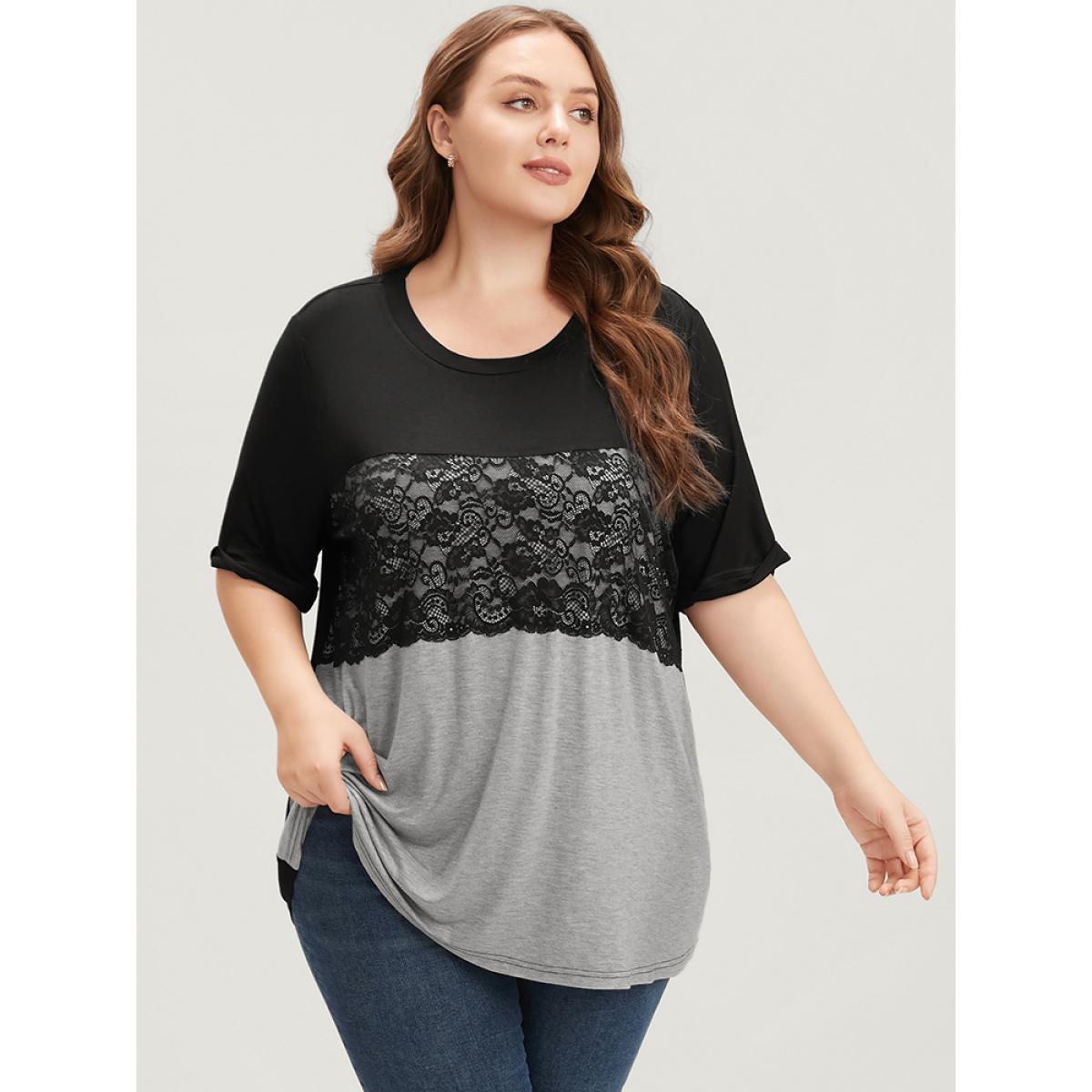 Plus Size Colorblock Contrast Round Neck Lace Insert T-shirt Black Women Elegant Contrast Colorblock Round Neck Dailywear T-shirts BloomChic 28/5X Product Image
