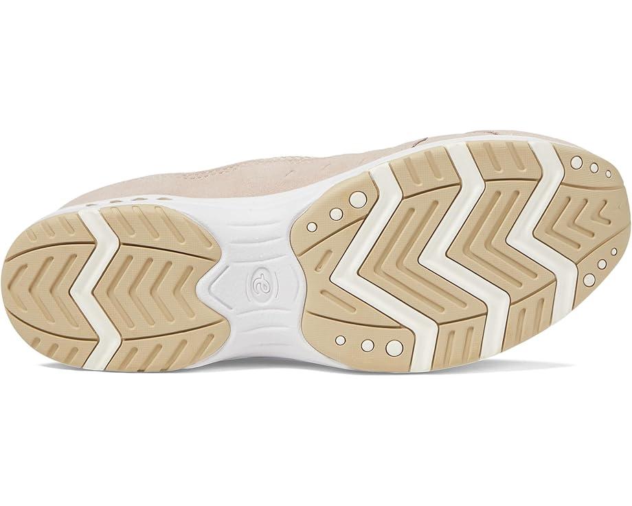 Women's Easy Spirit Traveltime Product Image