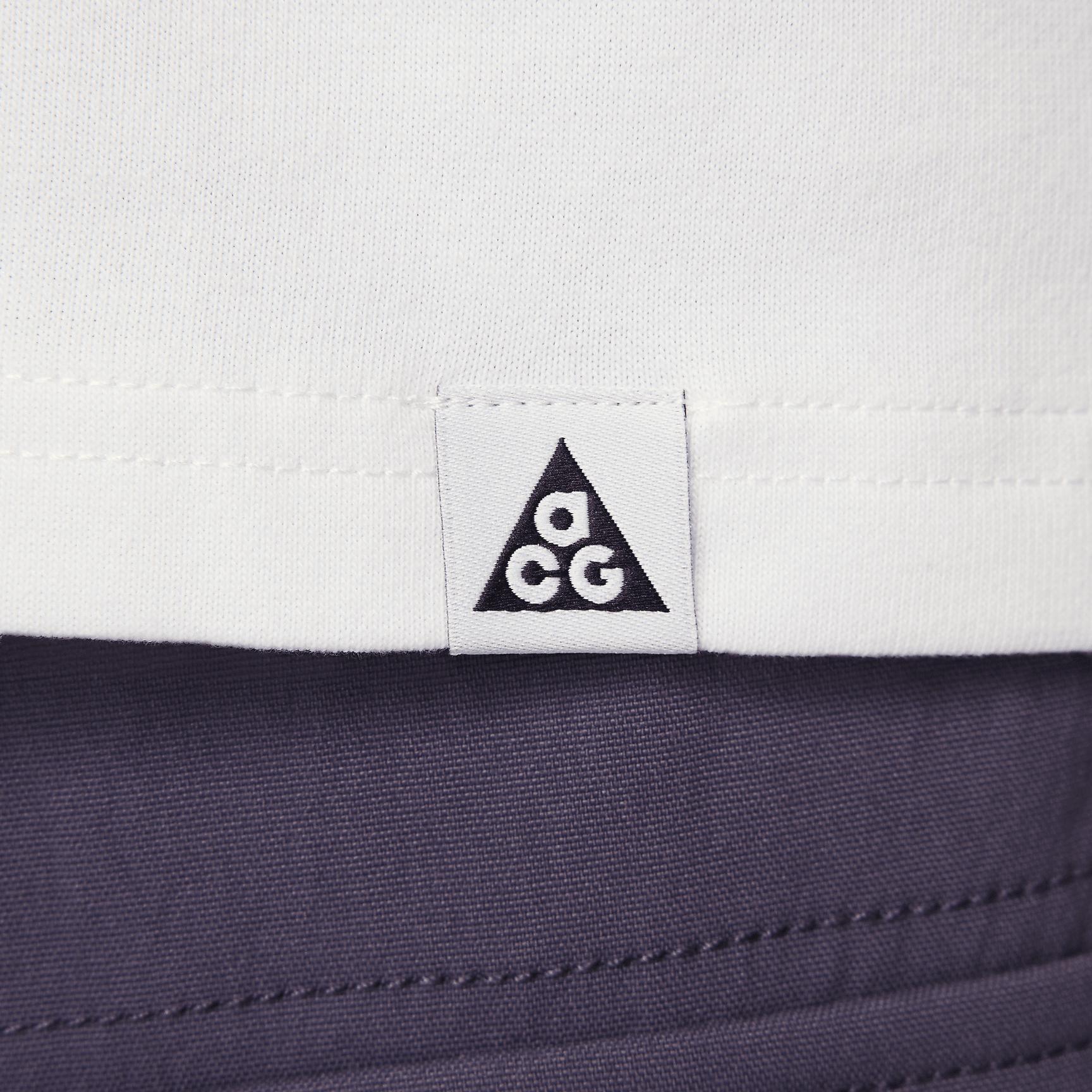 Nike ACG Men's Dri-FIT T-Shirt Product Image