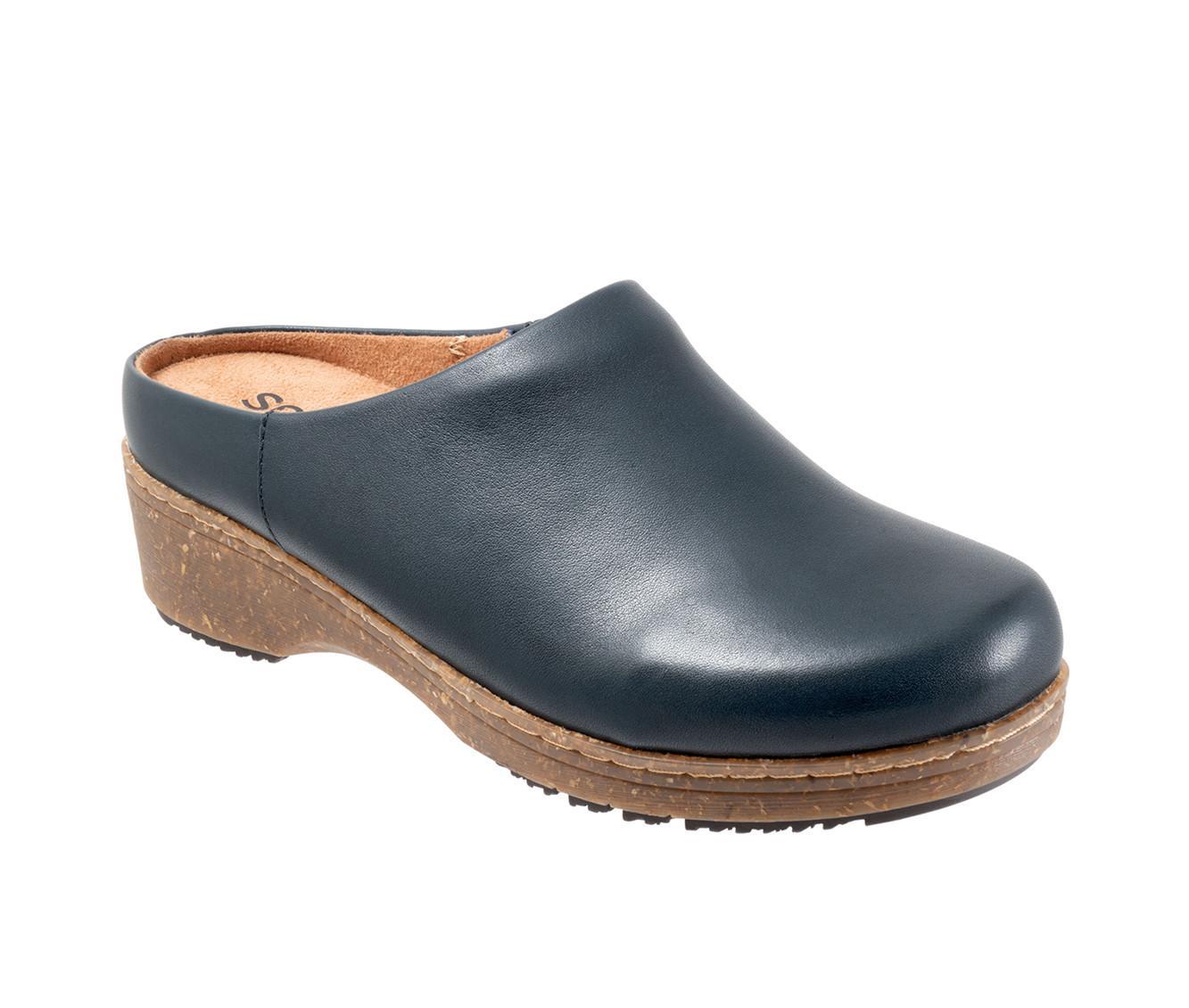 Women's Softwalk Arvada Clogs Product Image