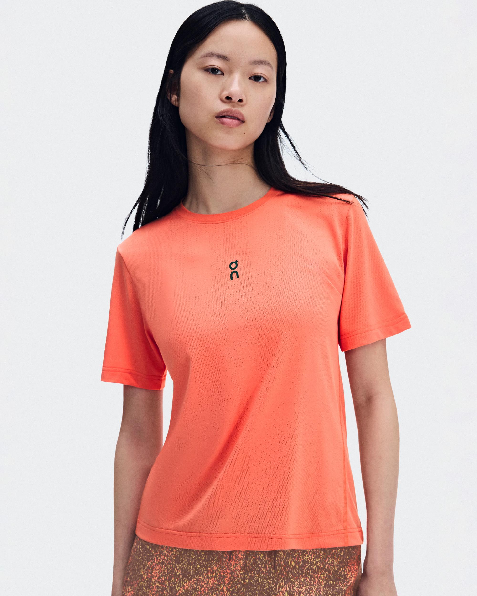Trail-T: Lightweight Women’s Tee For Trail Running | On Product Image