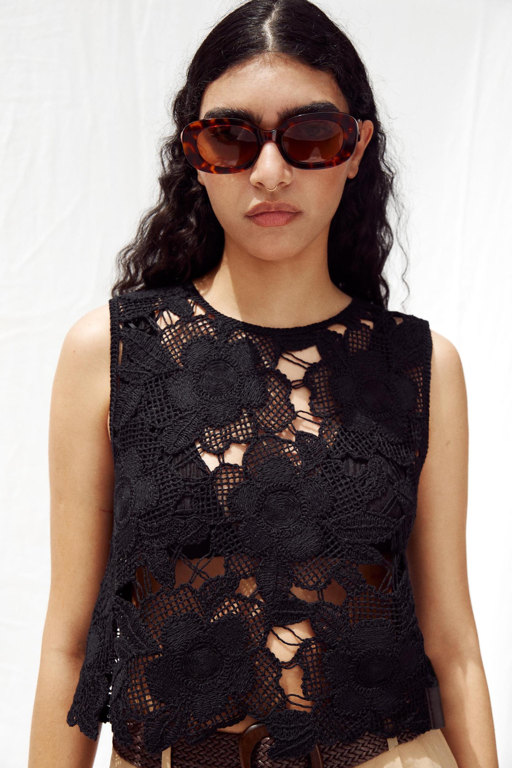 FLORAL CROCHET TOP Product Image