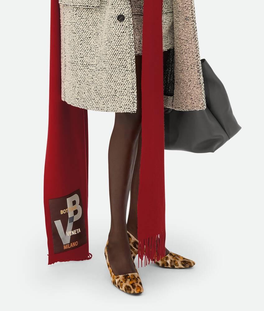 Women's Large Cashmere Scarf in Red stone Product Image