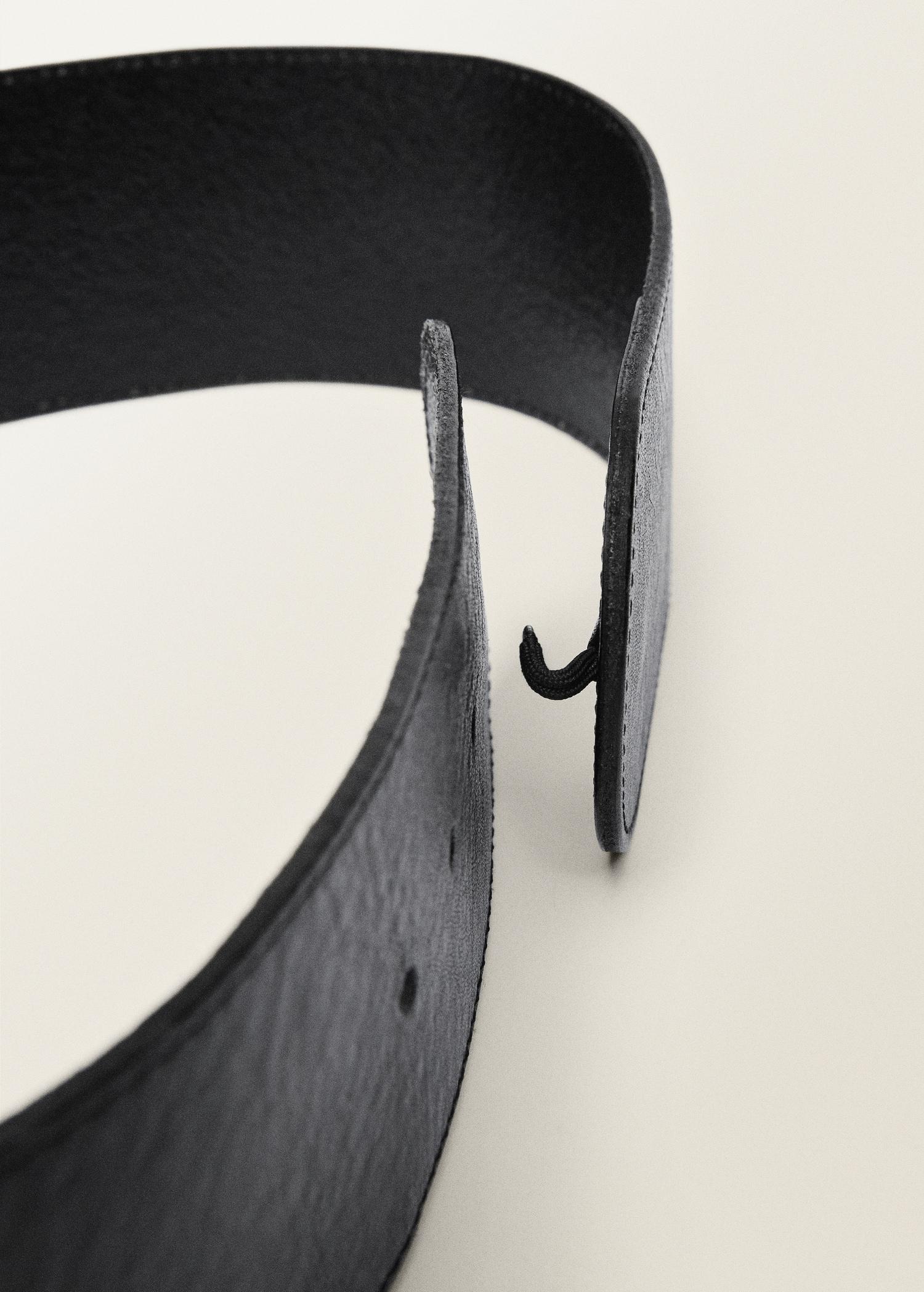 Leather belt with hidden closure - Women | MANGO USA Product Image