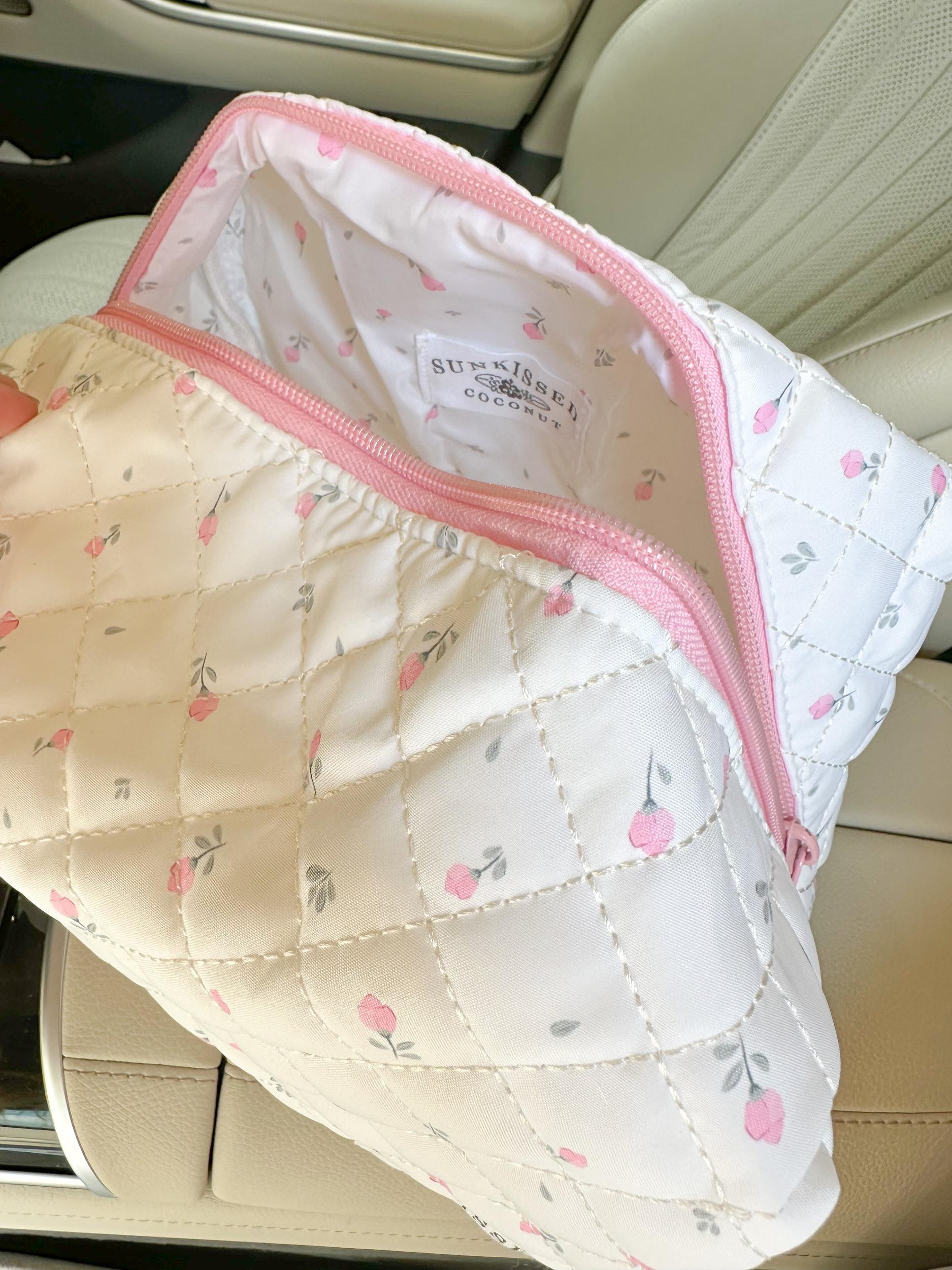 Roses Handmade Travel Bag Product Image