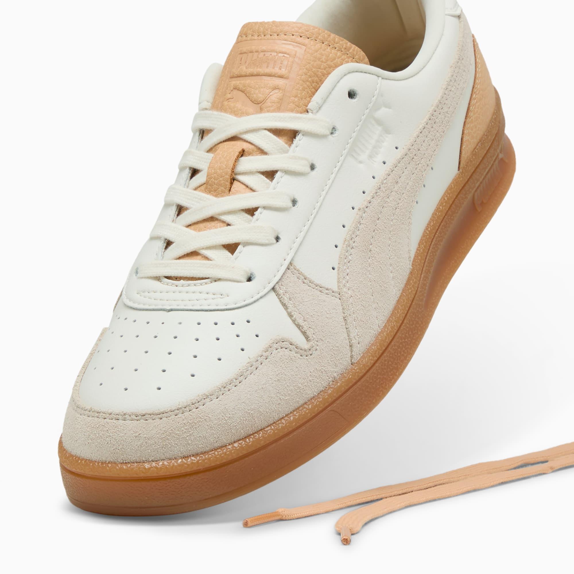 Indoor Special Sneakers Product Image