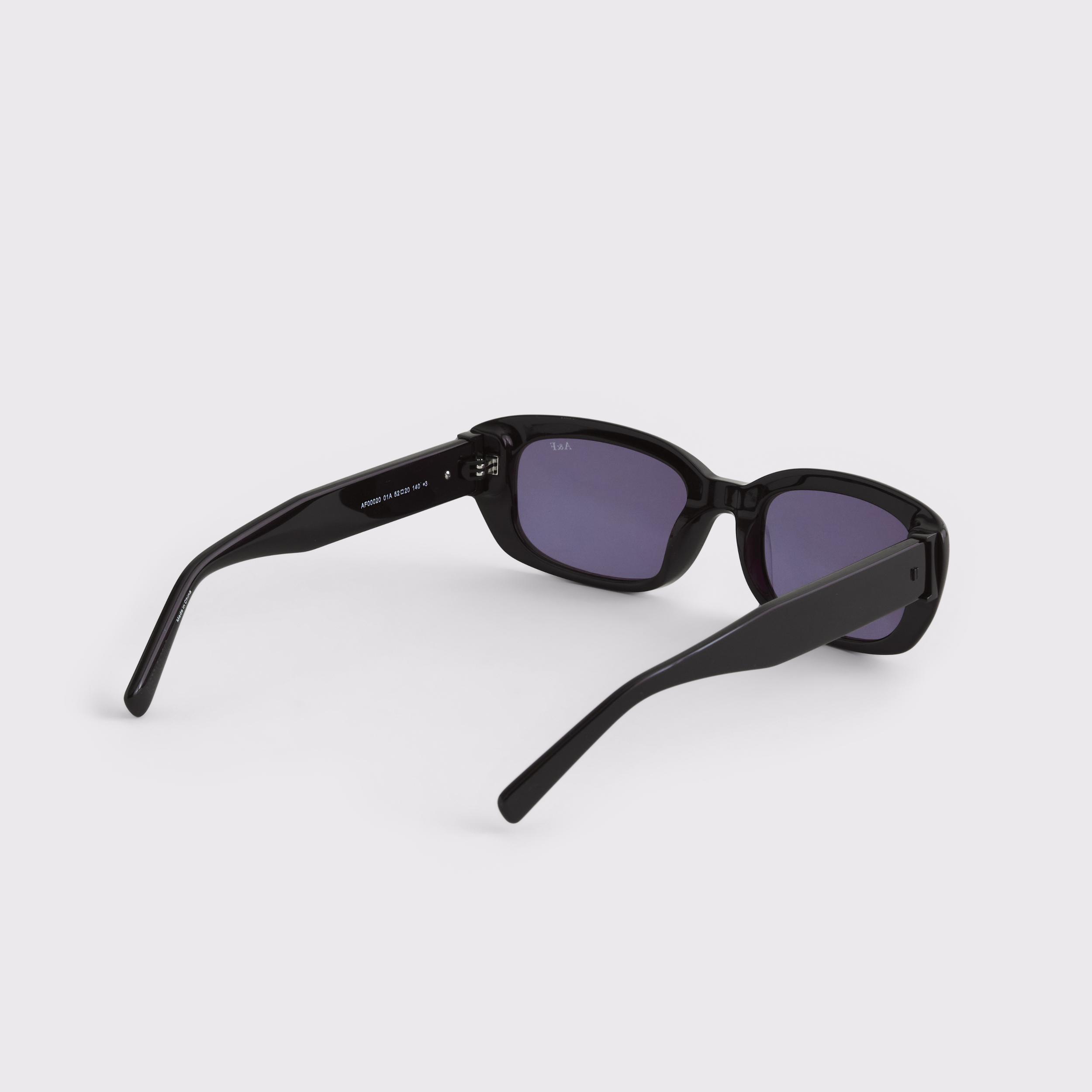 Wide Cat Eye Sunglasses Product Image