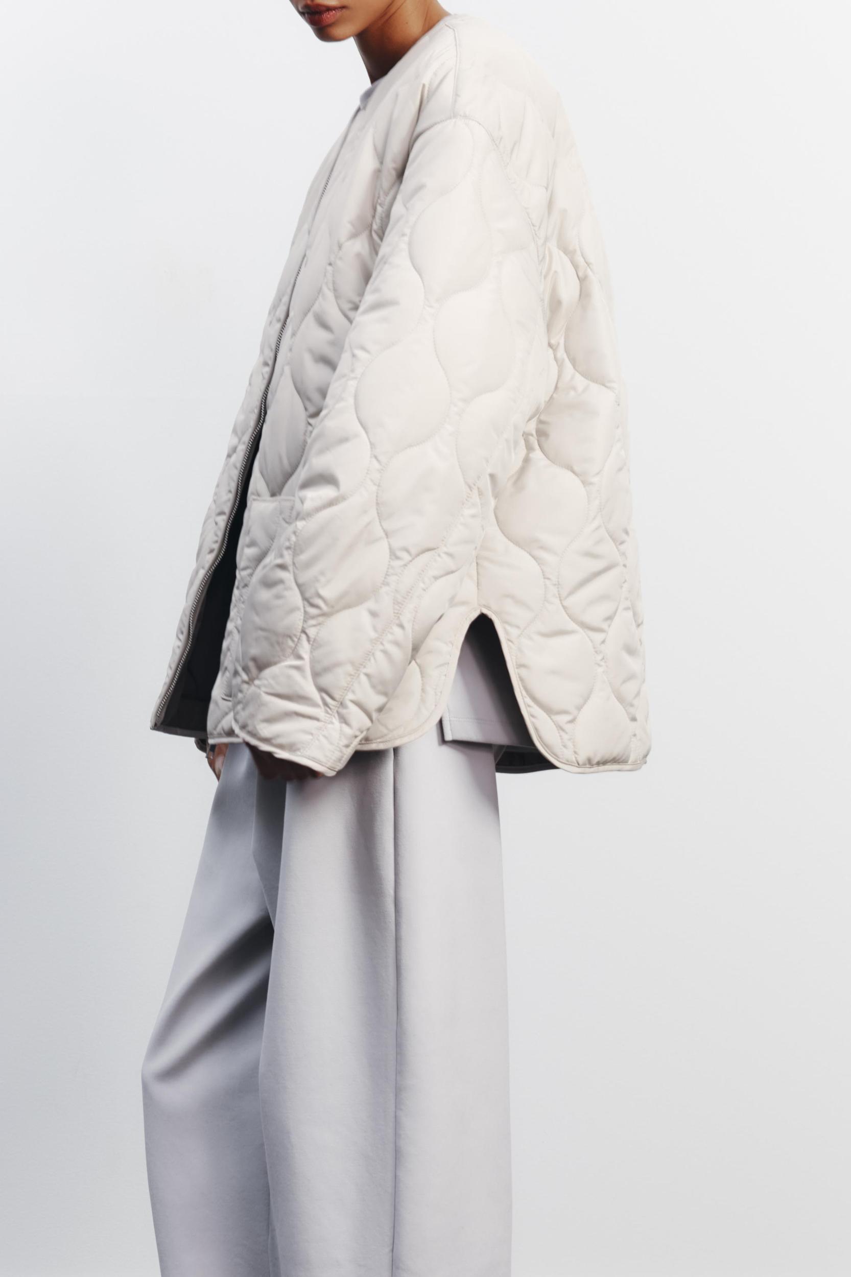 WATER REPELLENT QUILTED JACKET Product Image