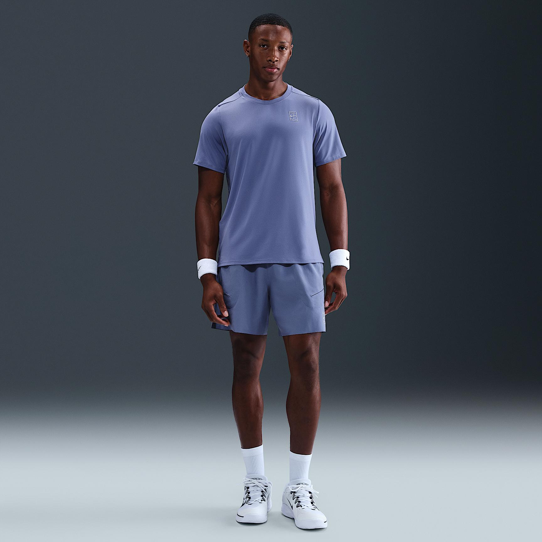 NikeCourt Advantage Men's Dri-FIT Tennis Top Product Image