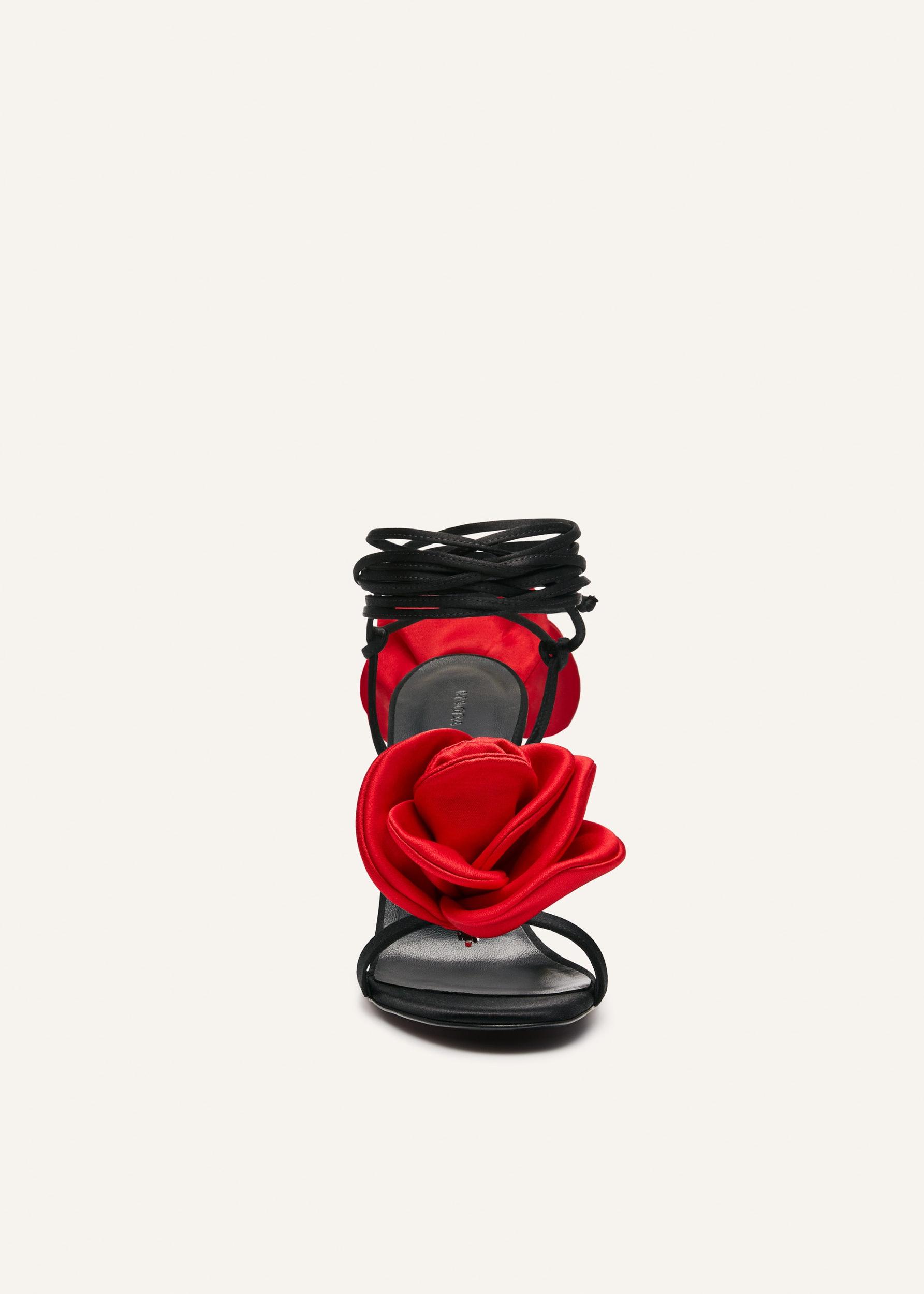 Double red flower heel sandals in black satin Product Image