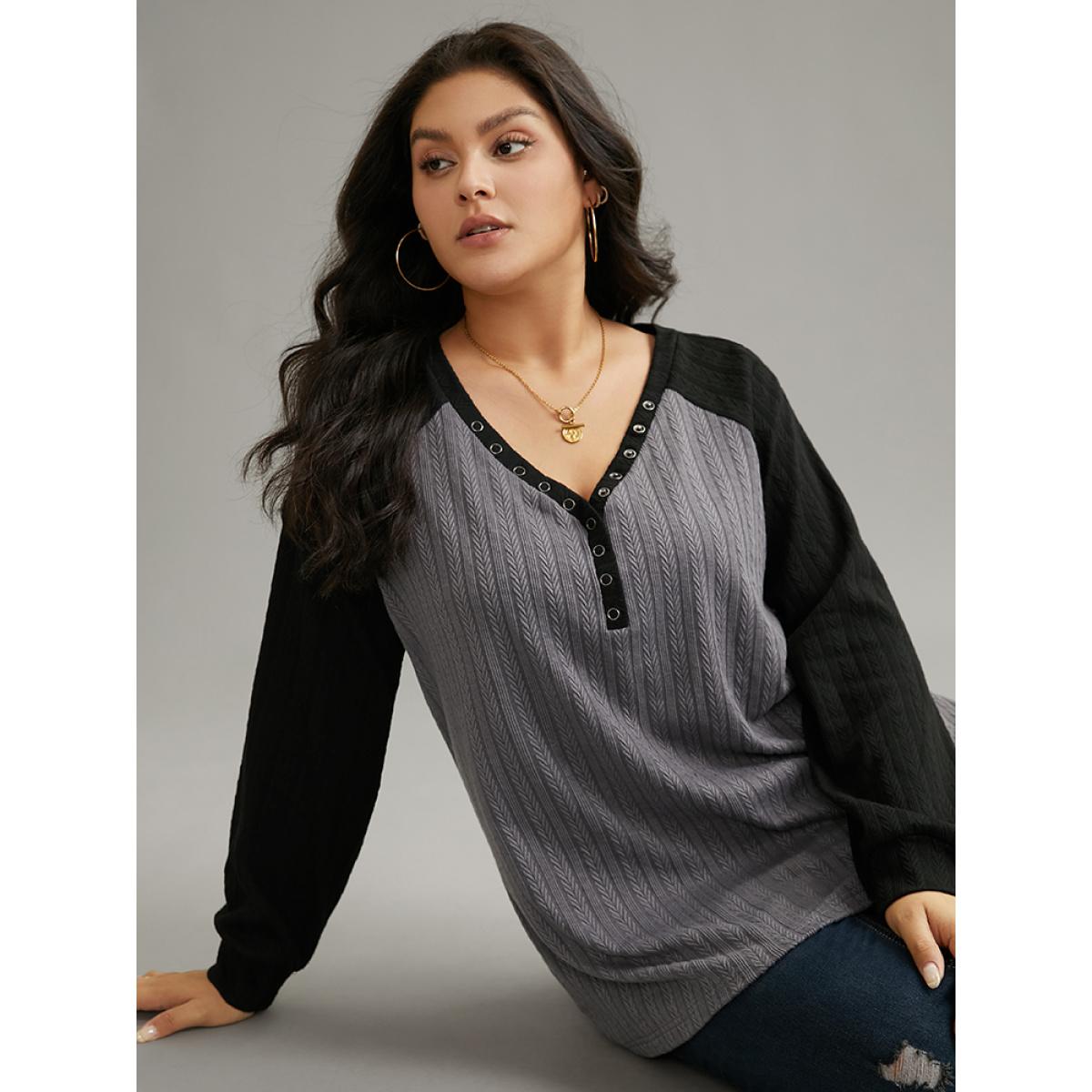 Plus Size Textured Contrast Button Detail Raglan Sleeve Sweatshirt Women Gray Casual Texture V-neck Dailywear Sweatshirts BloomChic 28/5X Product Image