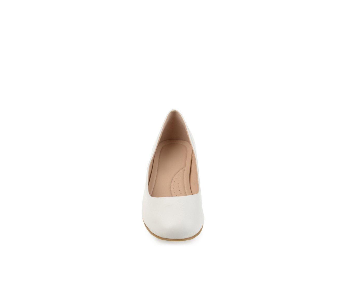 Women's Journee Collection Saar Pumps Product Image