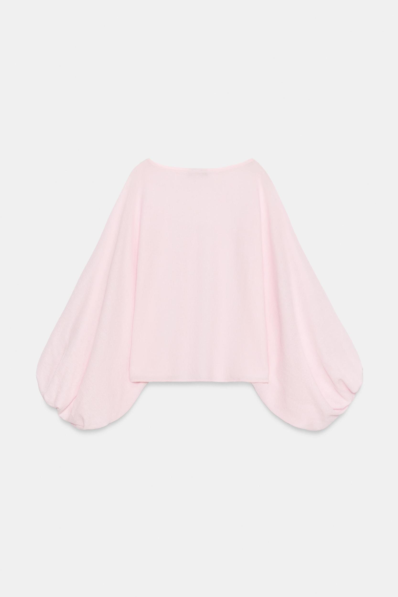 KNIT TOP WITH VOLUME SLEEVES Product Image