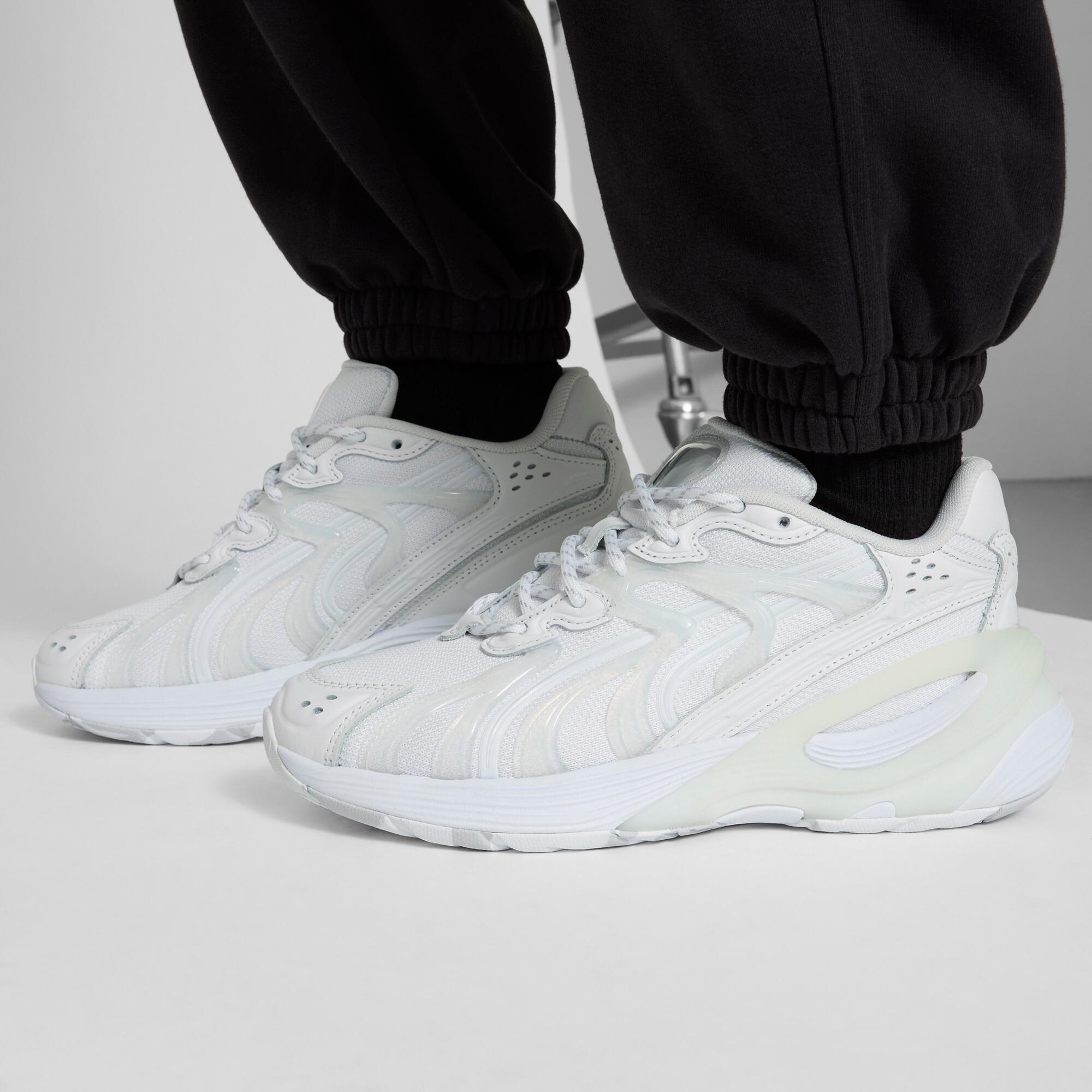 Inverse Echo Women's Sneakers Product Image