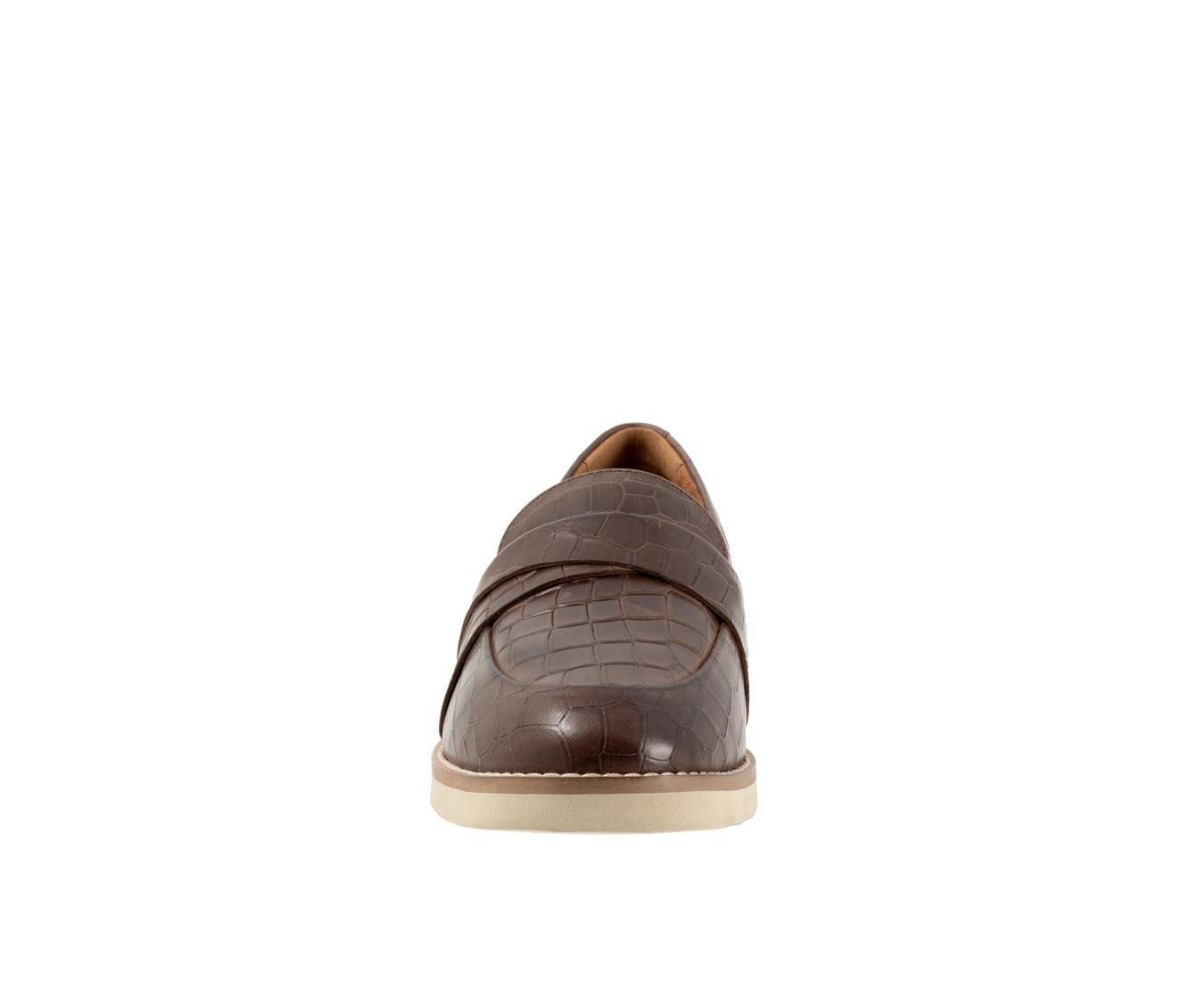 Women's Softwalk Walsh Loafers Product Image