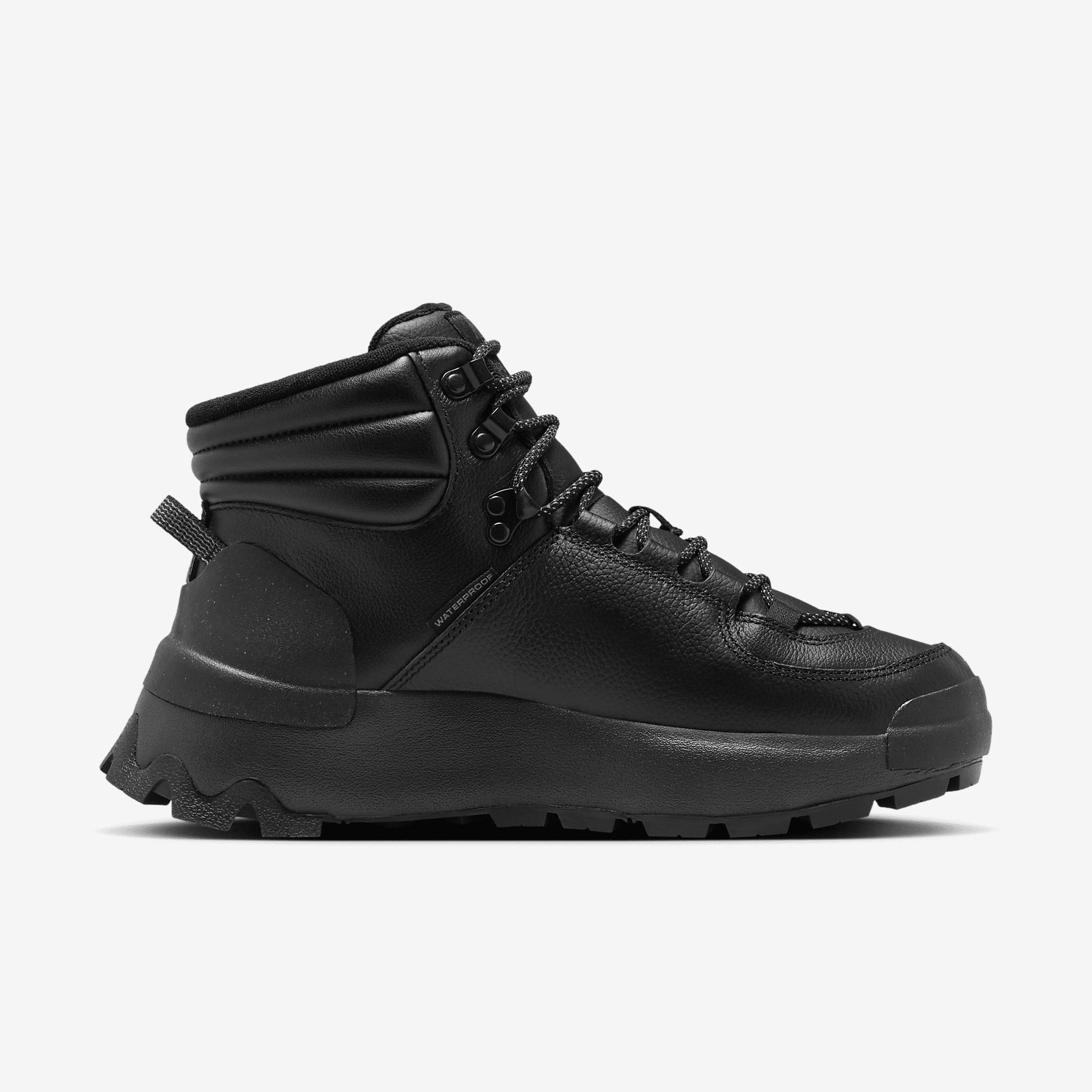 Nike City Classic Premium Women's Waterproof Boots Product Image