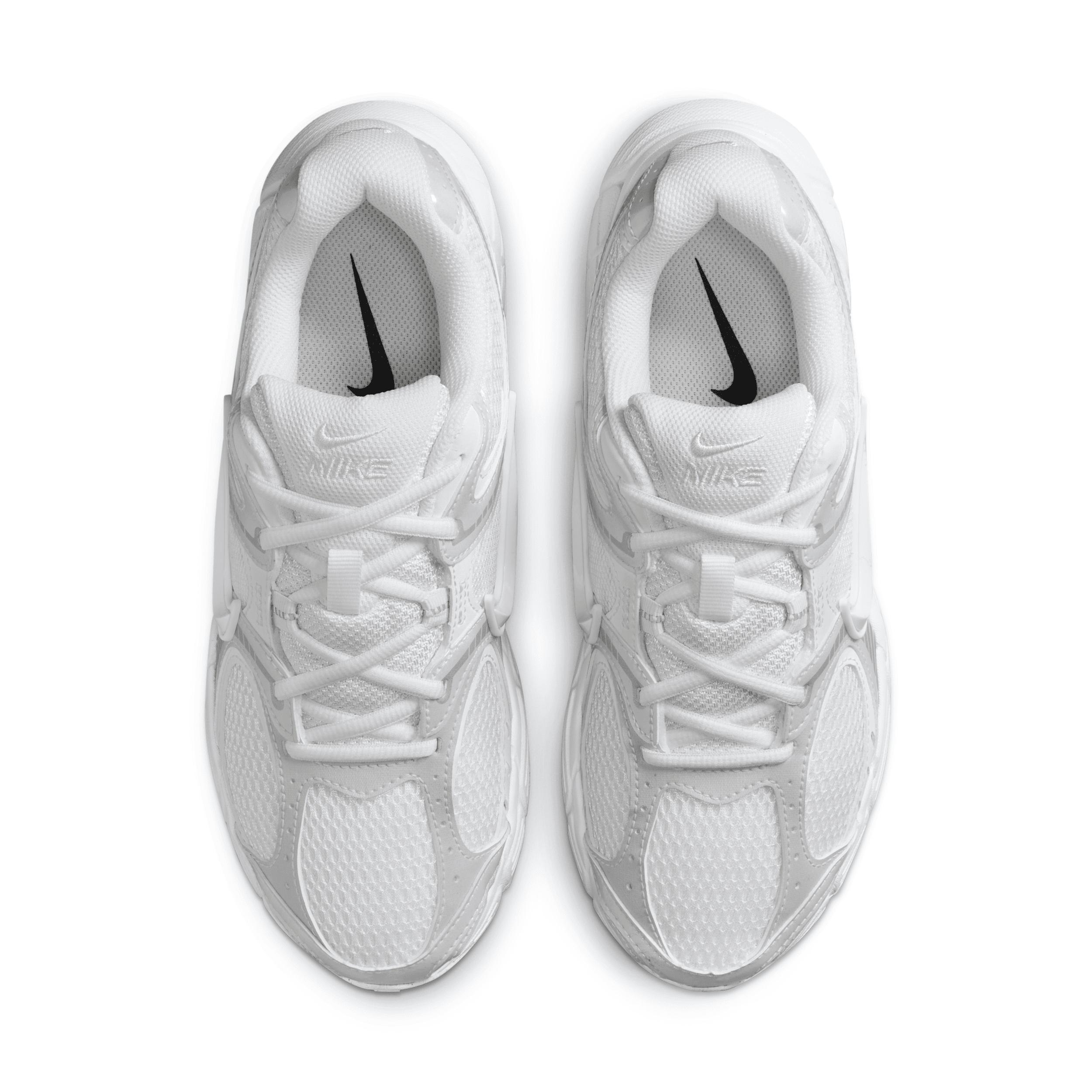 Nike Womens V5 RNR Shoes with Reflective Accents | HQ7901-101 Product Image