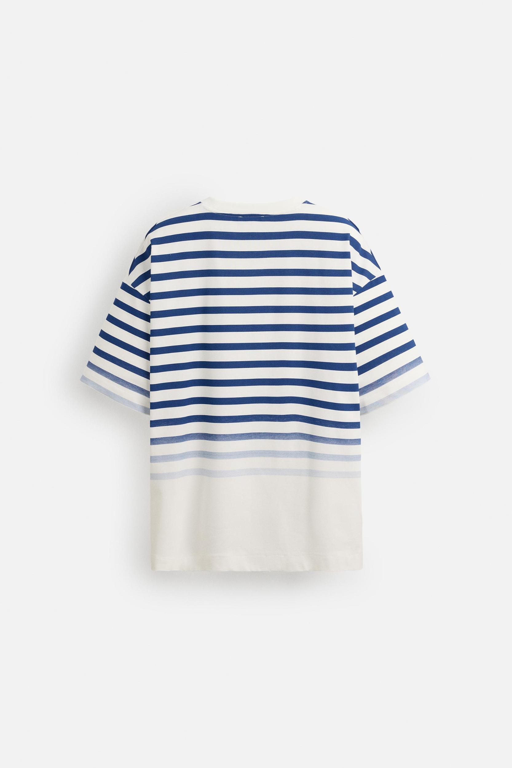 STRIPED T-SHIRT Product Image