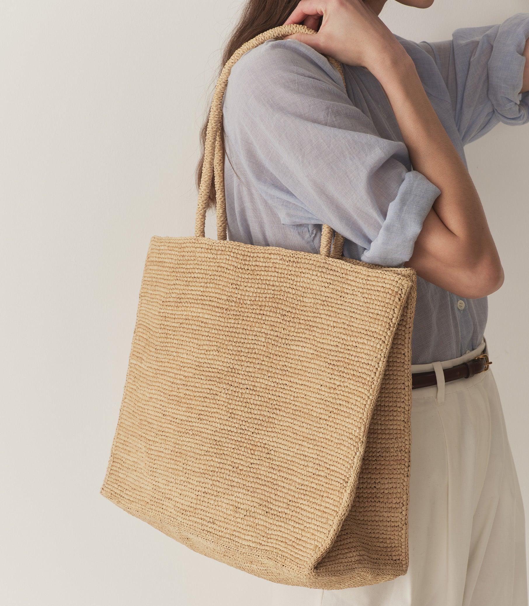 GRANDE MATHILDE BAG -- NATURAL RAFFIA Product Image