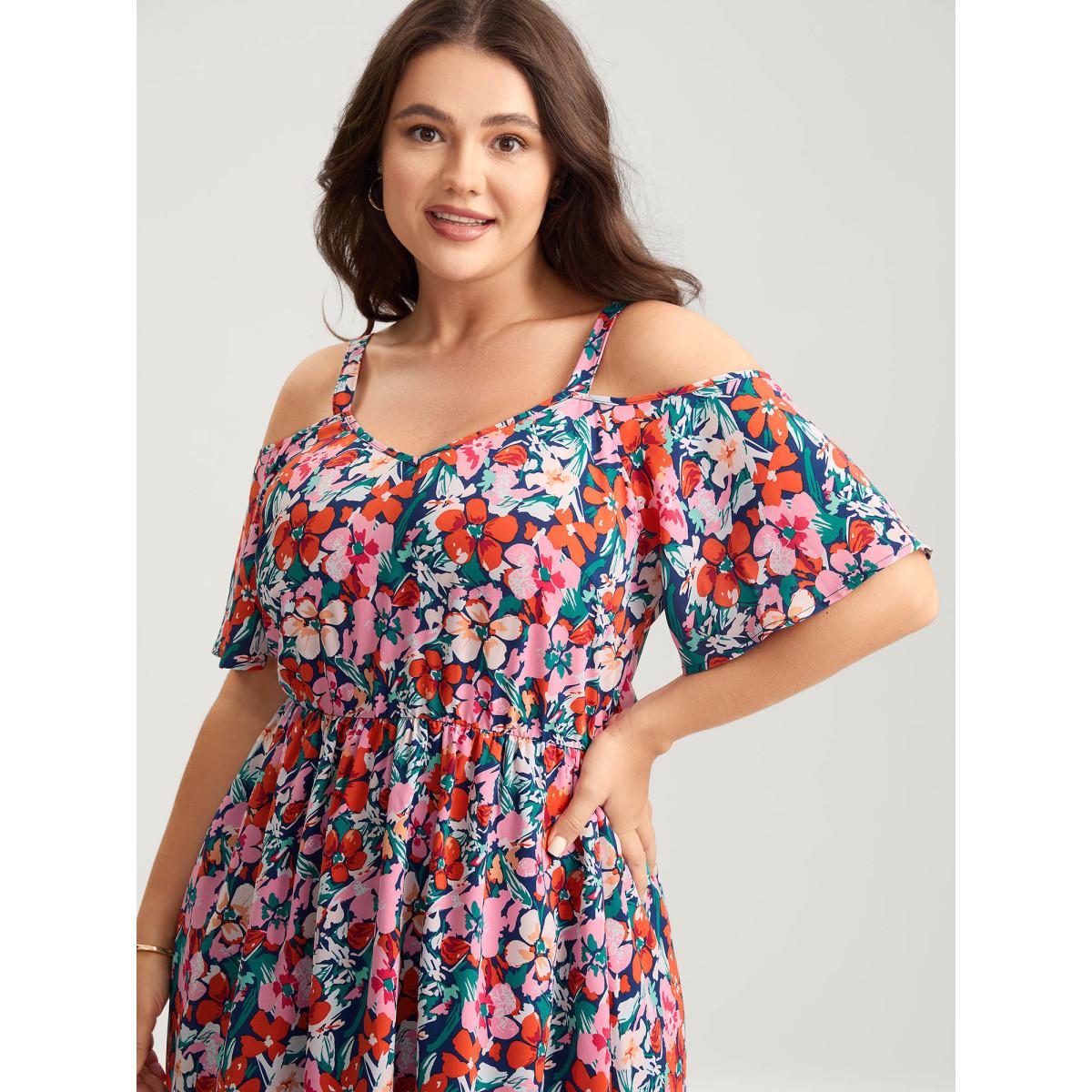 Plus Size Floral Print Off-Shoulder Pockets Midi Dress DarkBlue Women Heart neckline Short sleeve Curvy BloomChic 18-20/2X Product Image