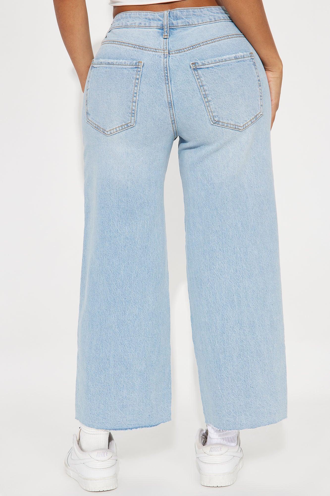 Everyday Casual Slouchy Cropped Wide Leg Jeans - Light Wash Product Image