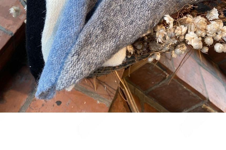 Plain Knit Bandana Product Image