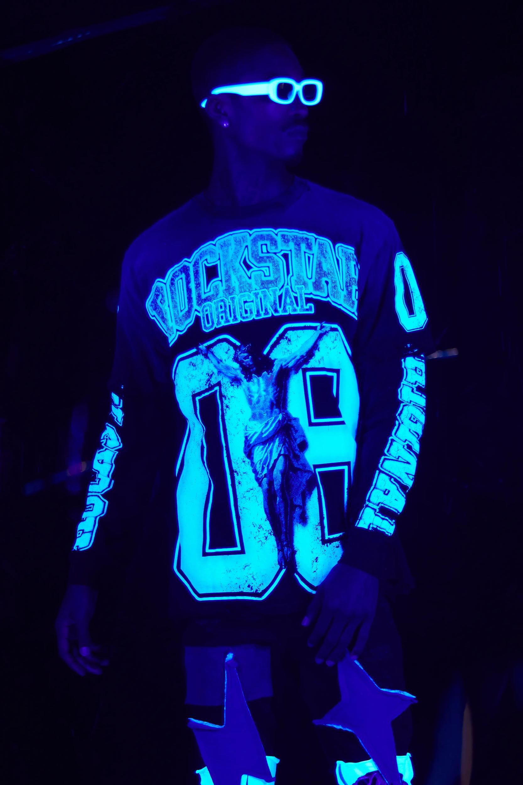 Fields Black/Blue Double Layer Long Sleeve Graphic T-Shirt Male Product Image