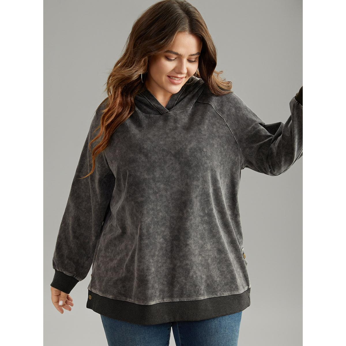 Plus Size Contrast Patchwork Hooded Raglan Sleeve Sweatshirt Women Black Casual Elastic cuffs Hooded Dailywear Sweatshirts BloomChic 18-20/2X Product Image