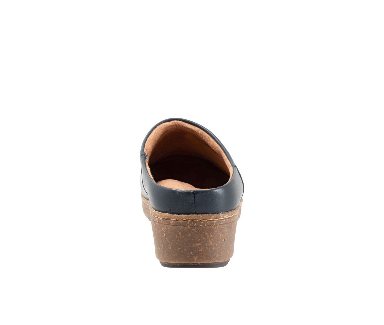 Women's Softwalk Arvada Clogs Product Image