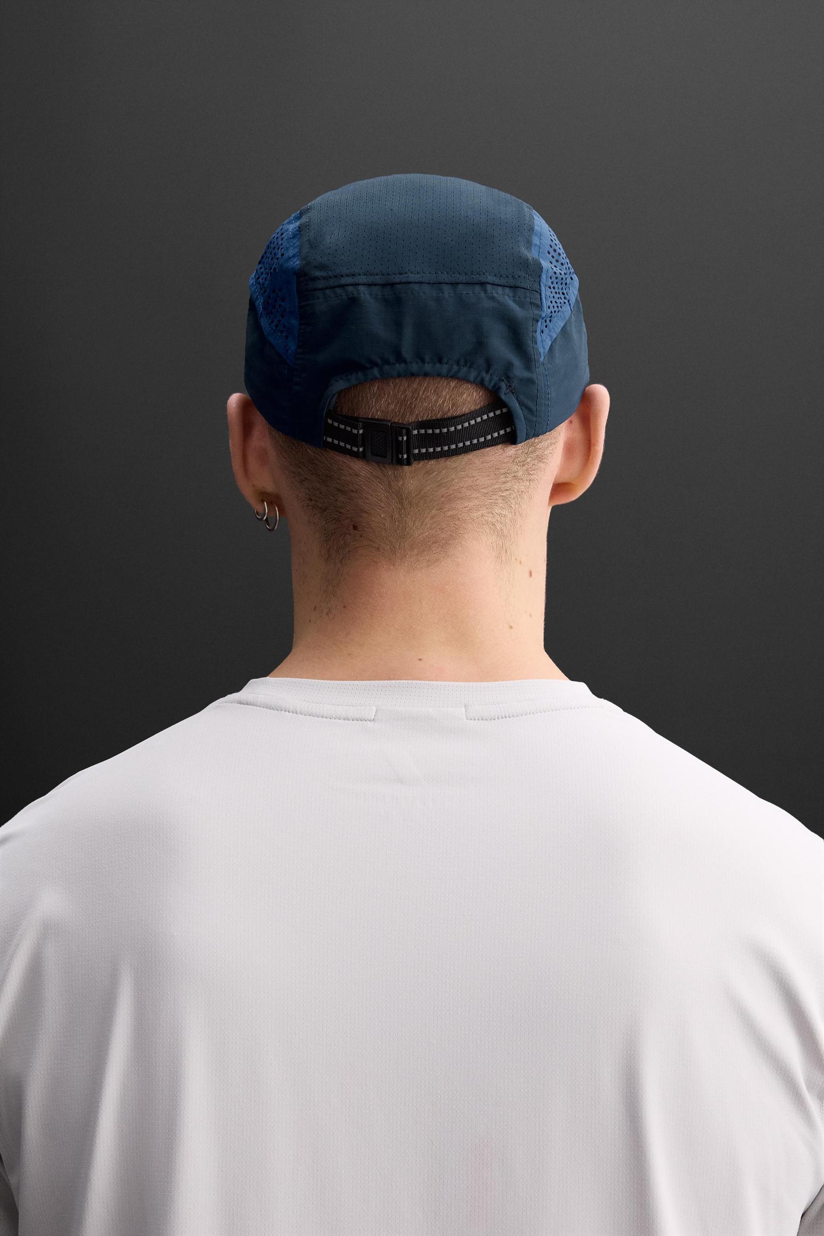 COLOR BLOCK RUNNING CAP Product Image