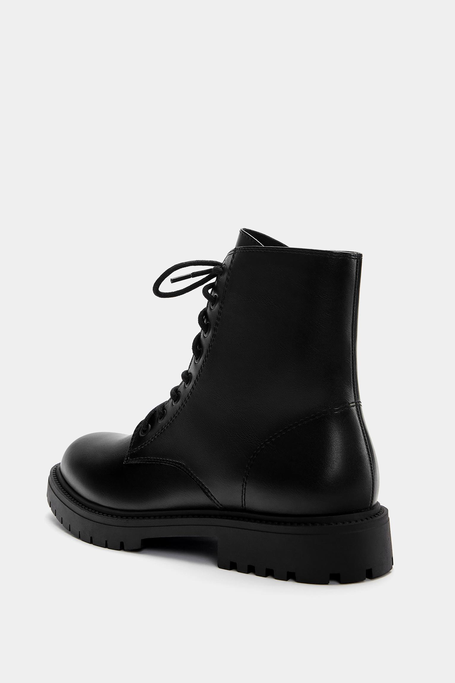 Flat lace-up boots Product Image