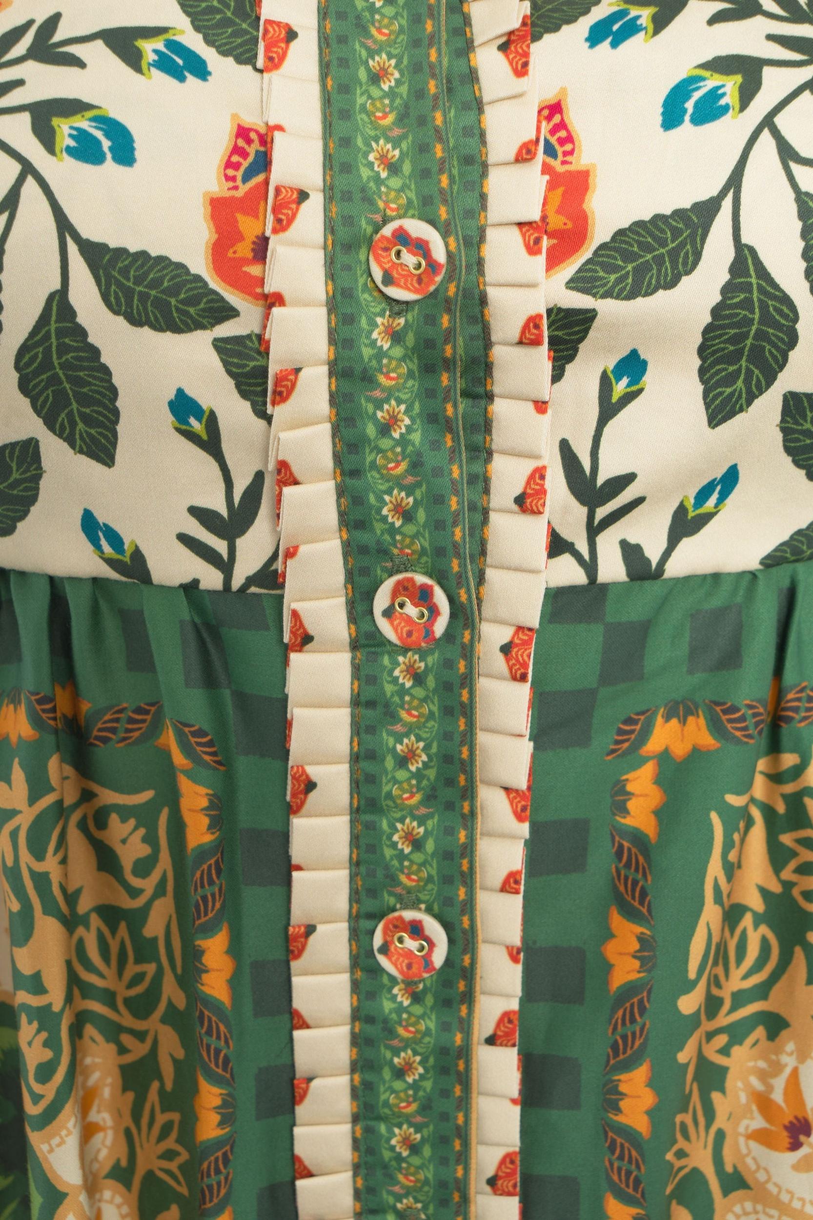 Maxi dress with floral print Product Image