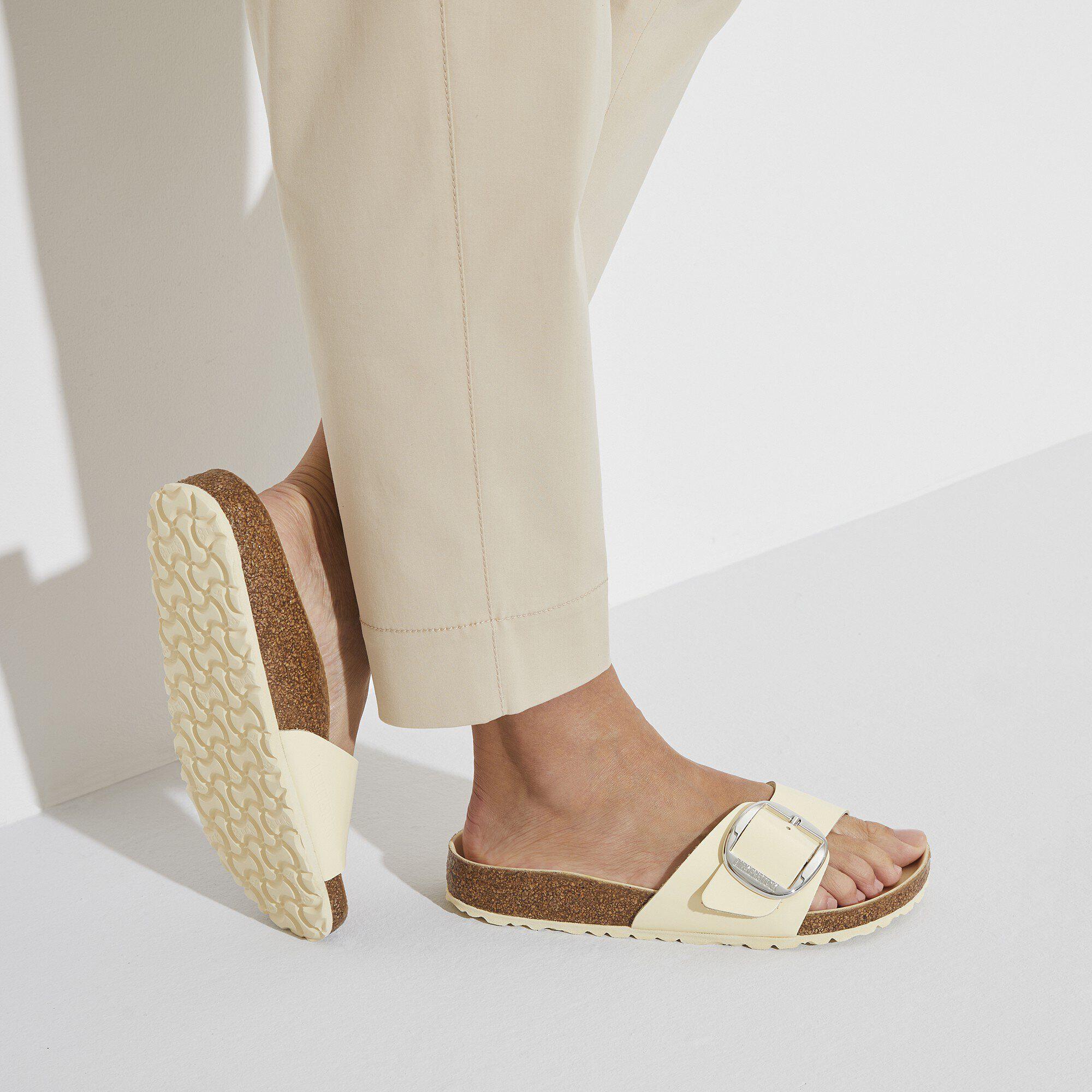 Madrid Big Buckle Natural Leather Patent Product Image