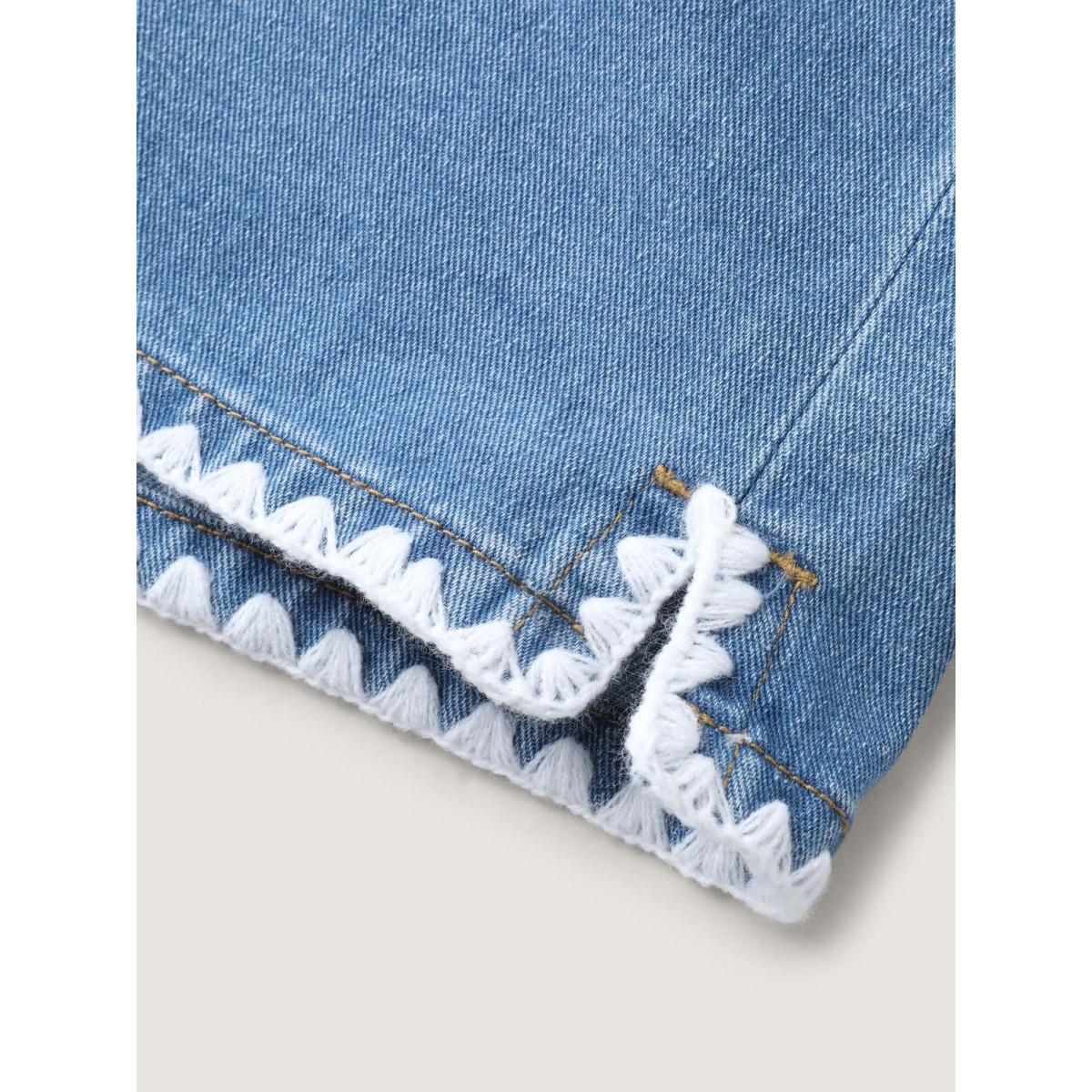 Plus Size Embroidered Hem Wide-Leg Denim Shorts Women Midblue No stretch Vacation Slanted pocket Leisure Denim Shorts BloomChic 14/1X Product Image