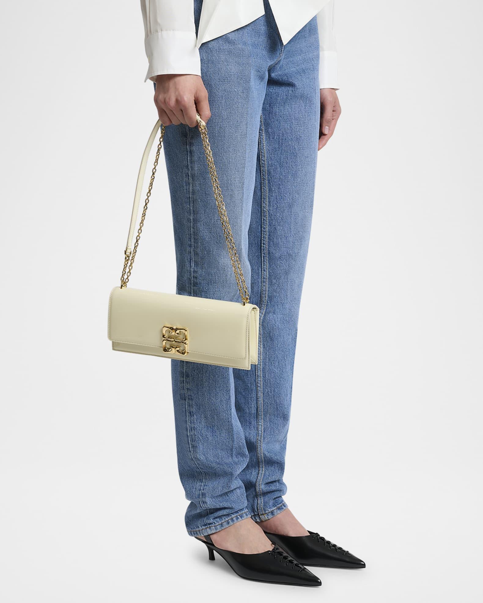 4G Liquid Small Chain Shoulder Bag in Leather Product Image