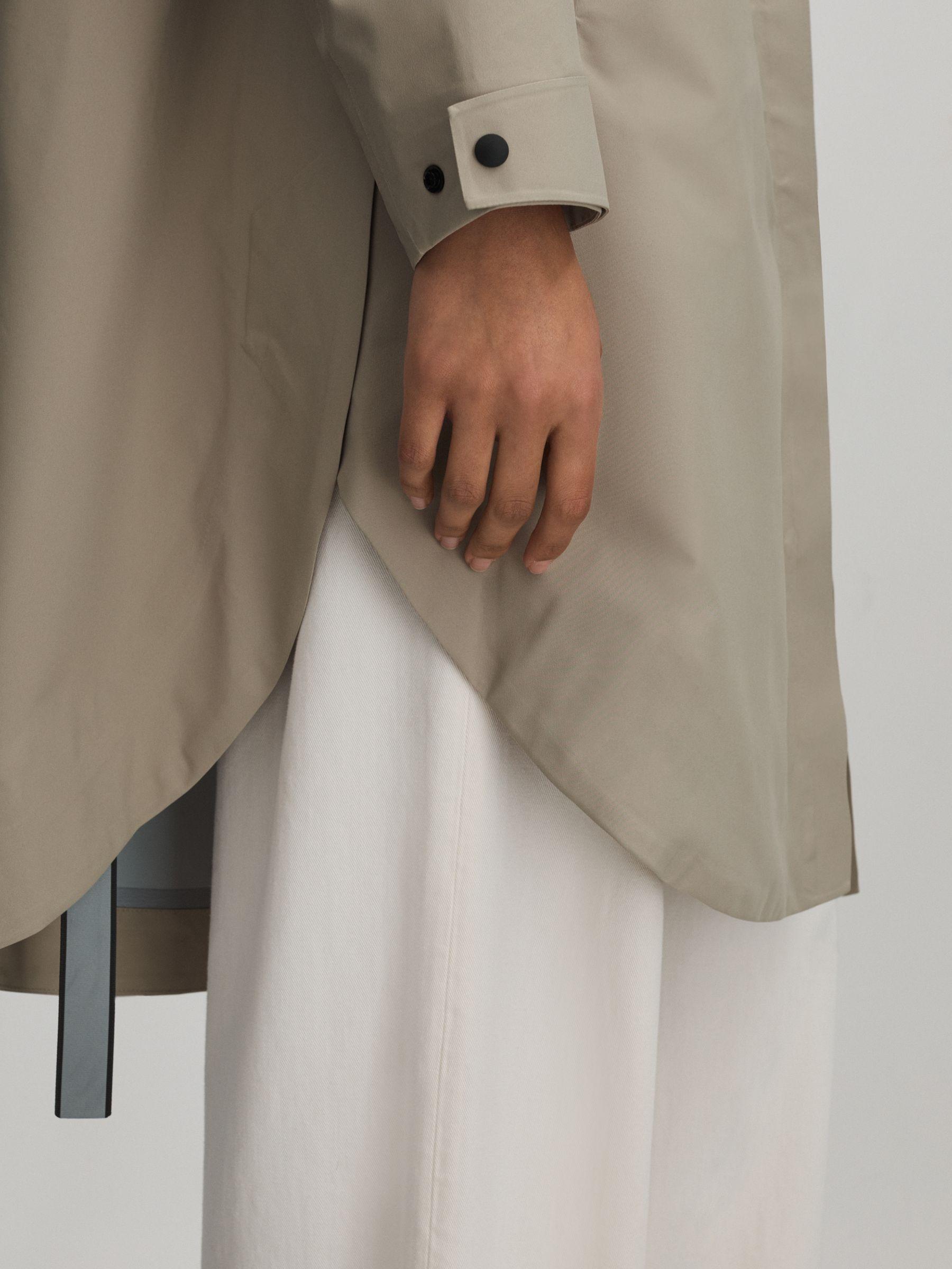 Scandinavian Edition Hooded Cape Raincoat in Khaki Product Image